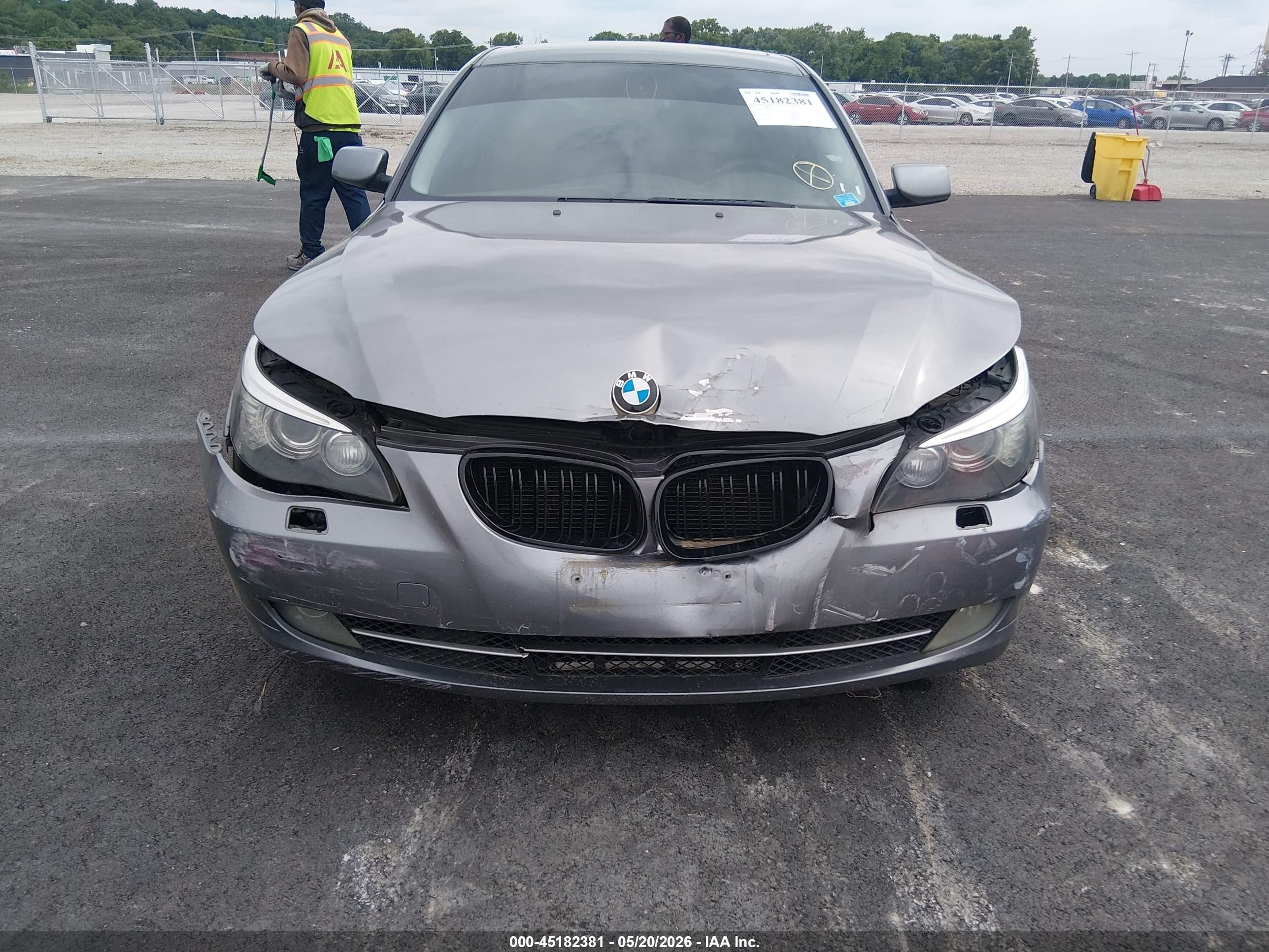2008 Bmw 535i   Silver vin: WBANW13538CZ82387