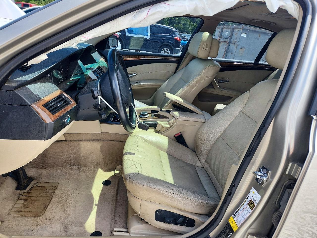 2008 Bmw 535 I Beige vin: WBANW13558CZ76753
