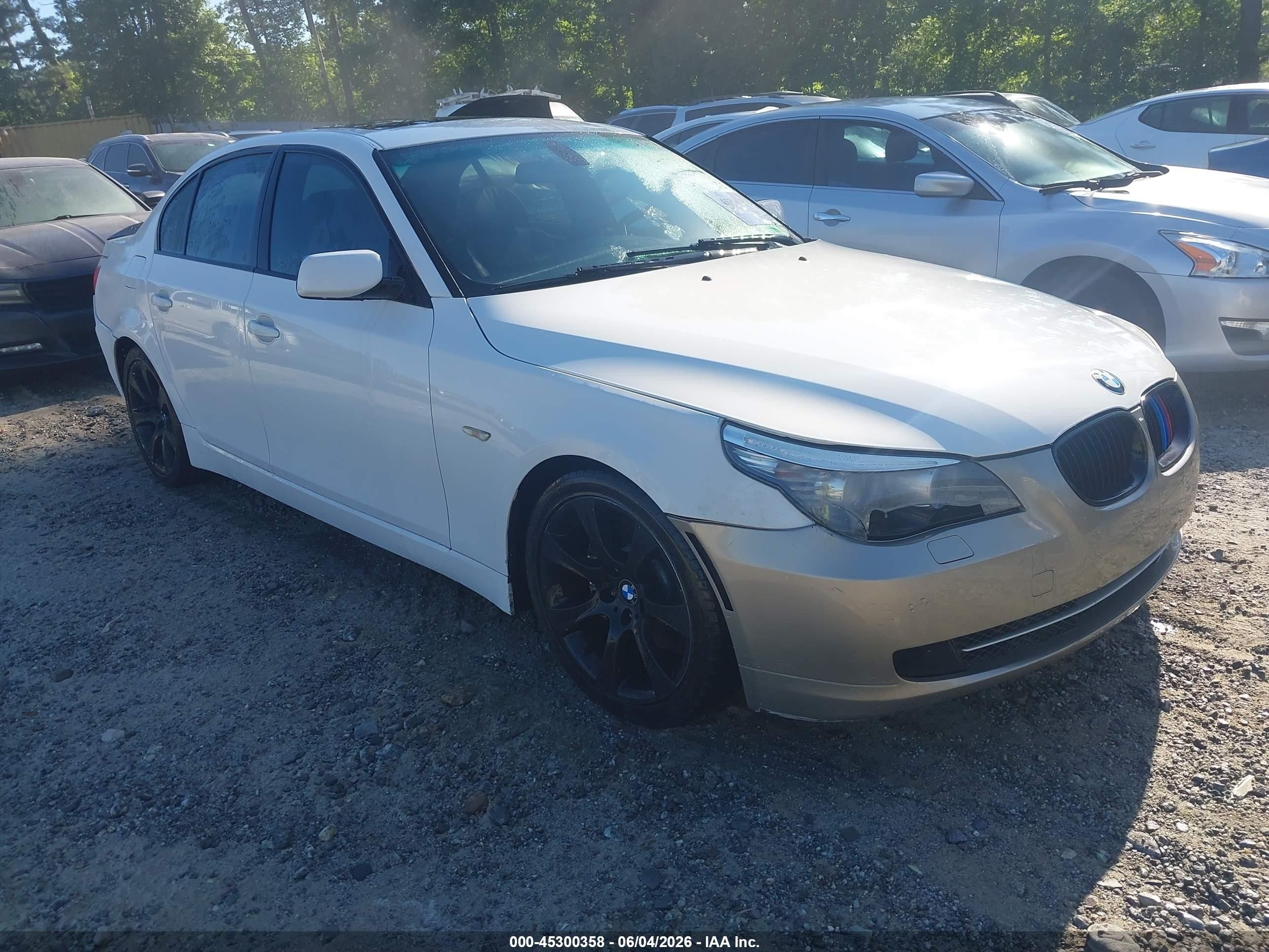 2008 Bmw 535i White vin: WBANW13598CZ79932