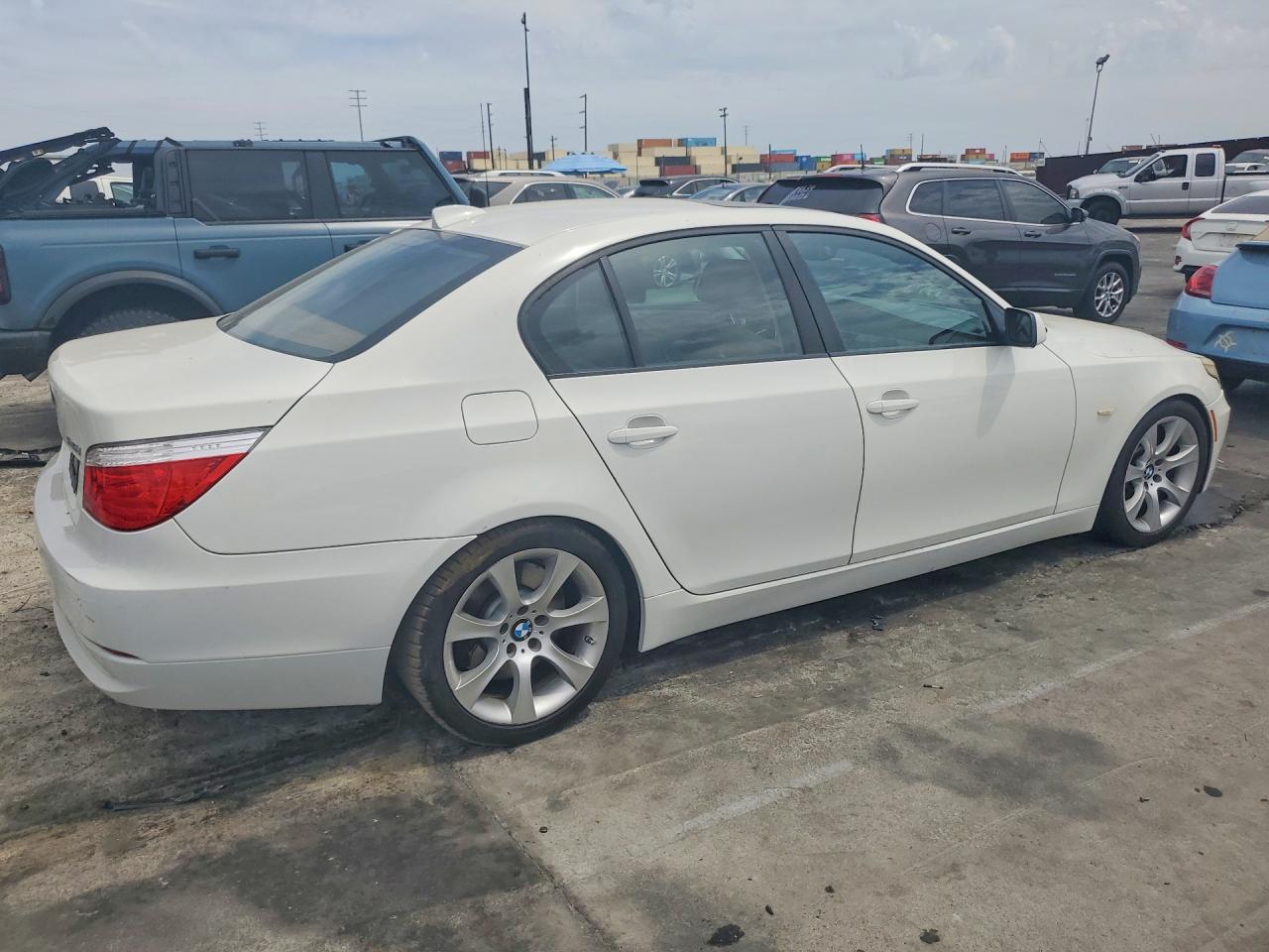 2010 Bmw 535 I White vin: WBANW1C50AC164864