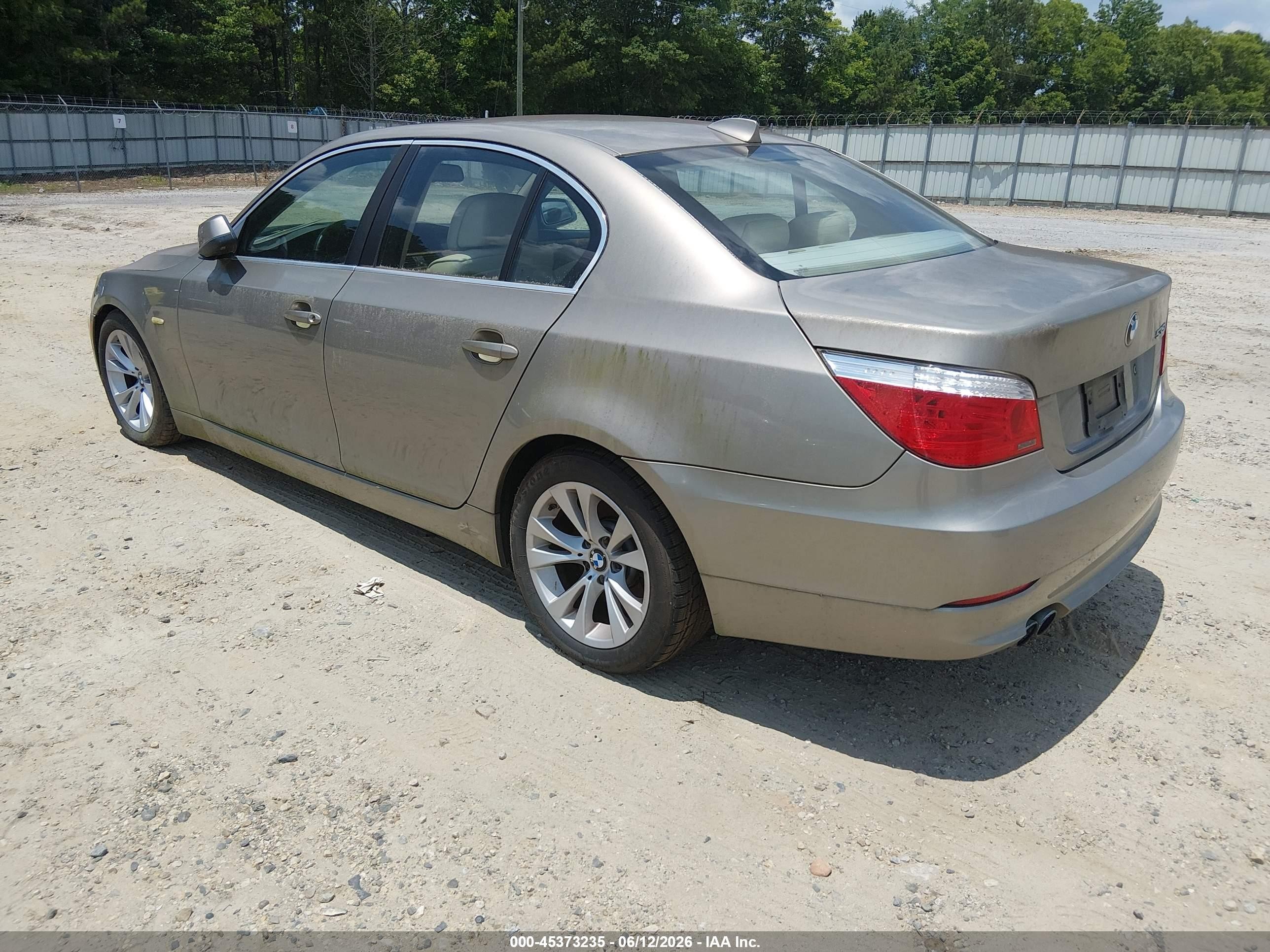 2010 Bmw 535i   Золотой vin: WBANW1C52AC167894