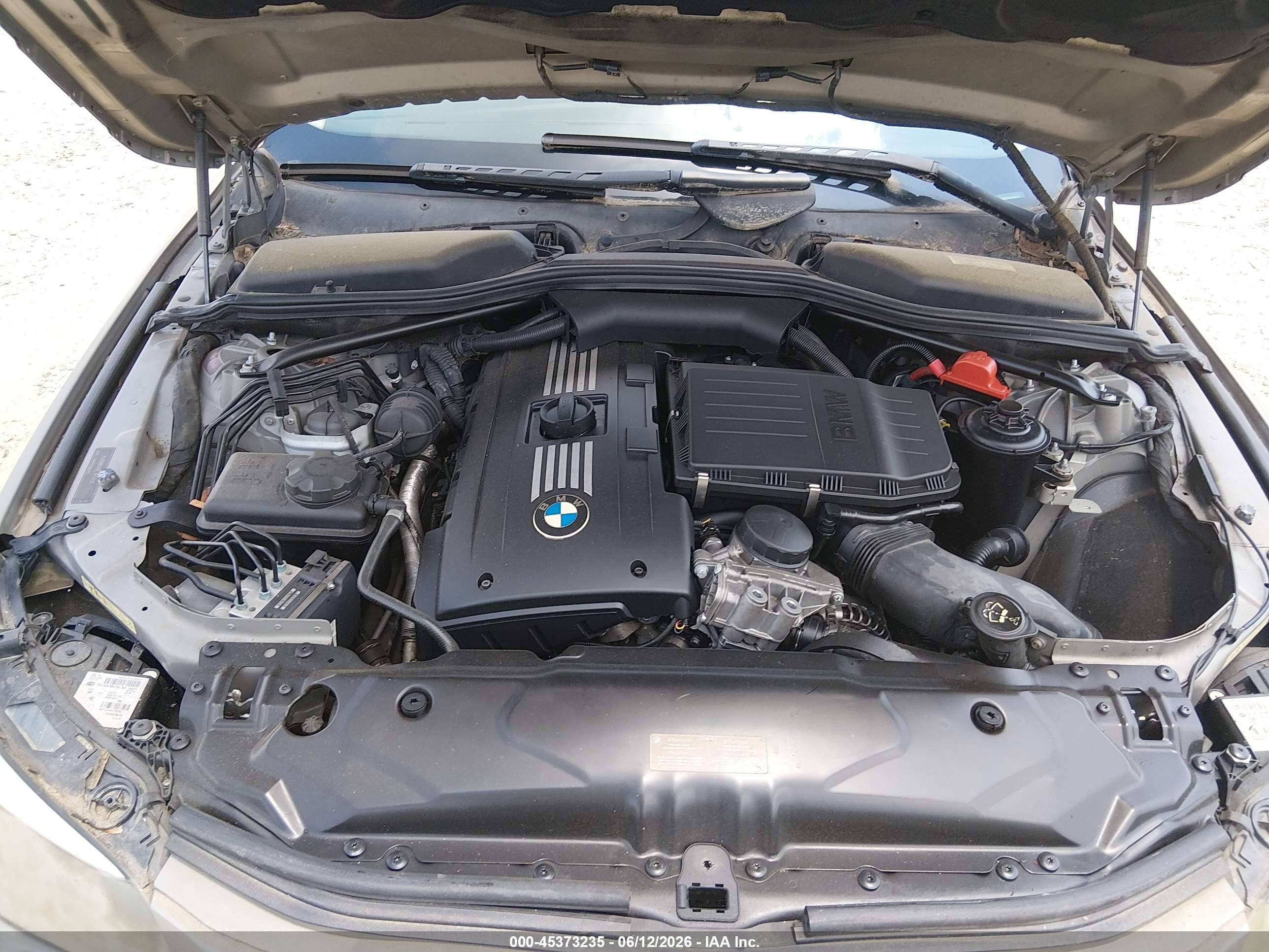 2010 Bmw 535i   Золотой vin: WBANW1C52AC167894