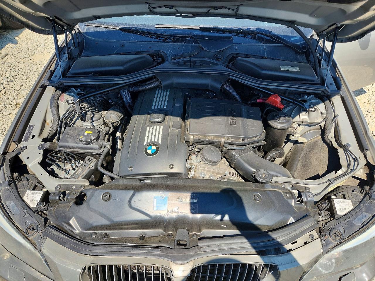 2010 Bmw 535 I Beige vin: WBANW1C54AC167055