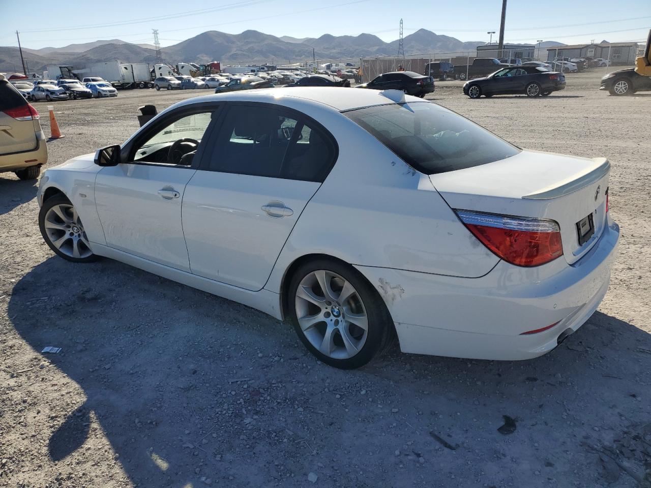 2010 Bmw 535 I White vin: WBANW1C58AC167074