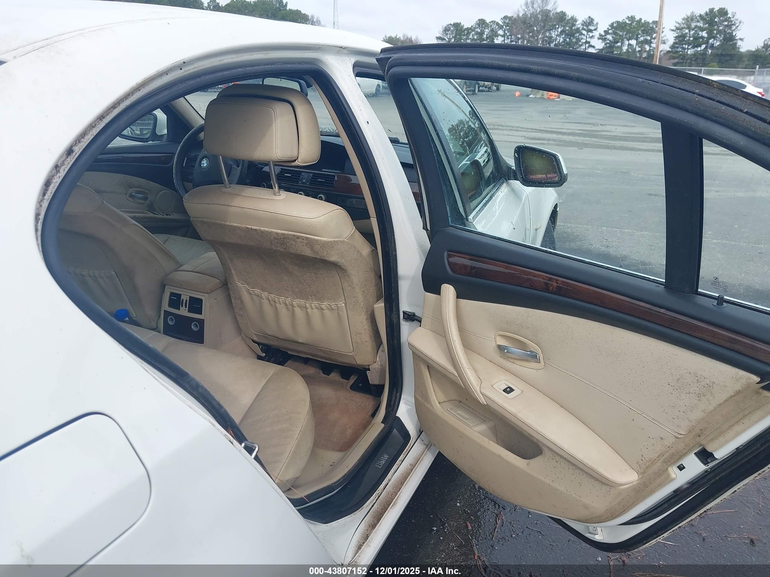 2010 Bmw 535i   White vin: WBANW1C59AC167567