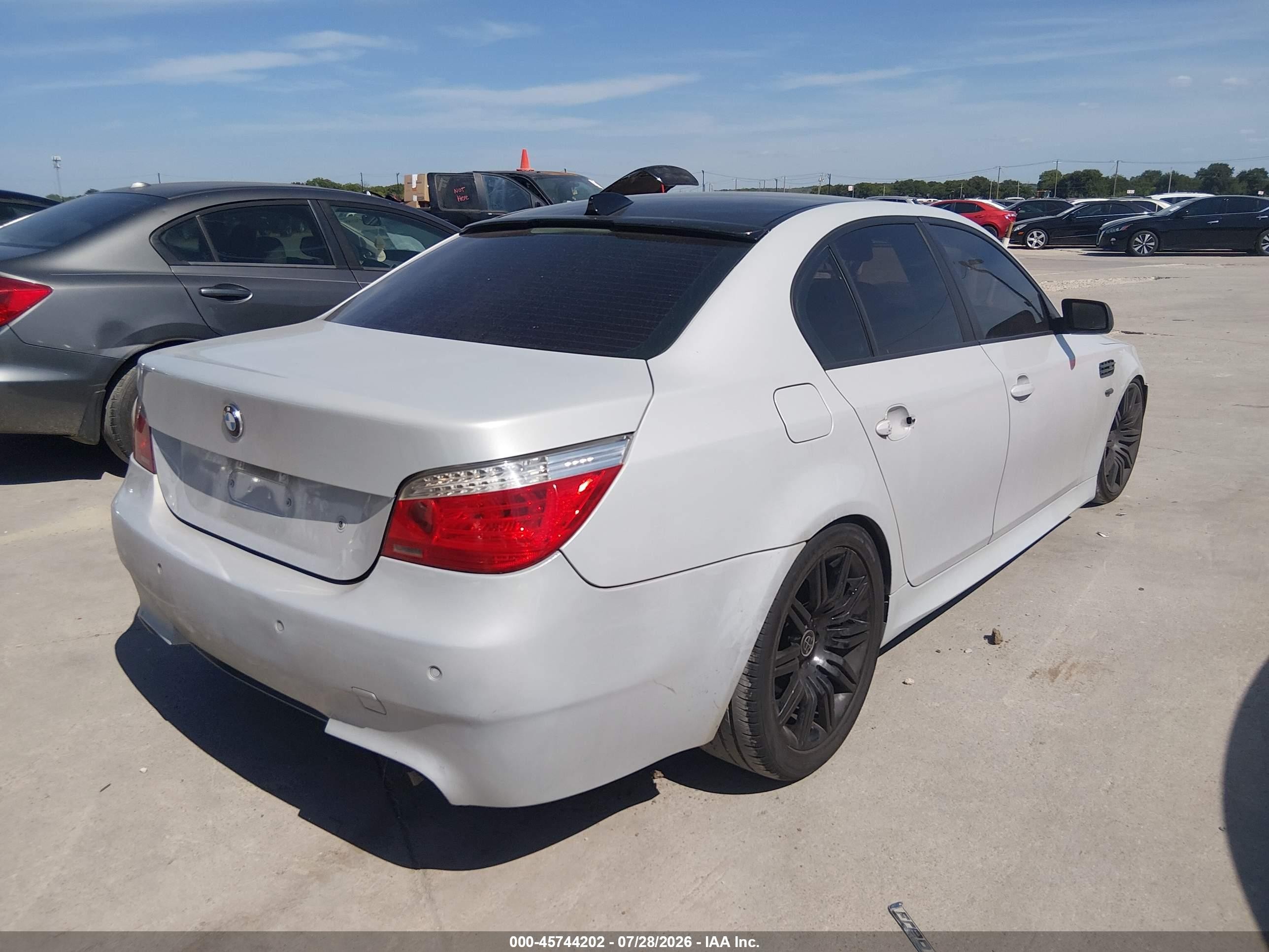 2008 Bmw 550i   Серый vin: WBANW53508CT53967