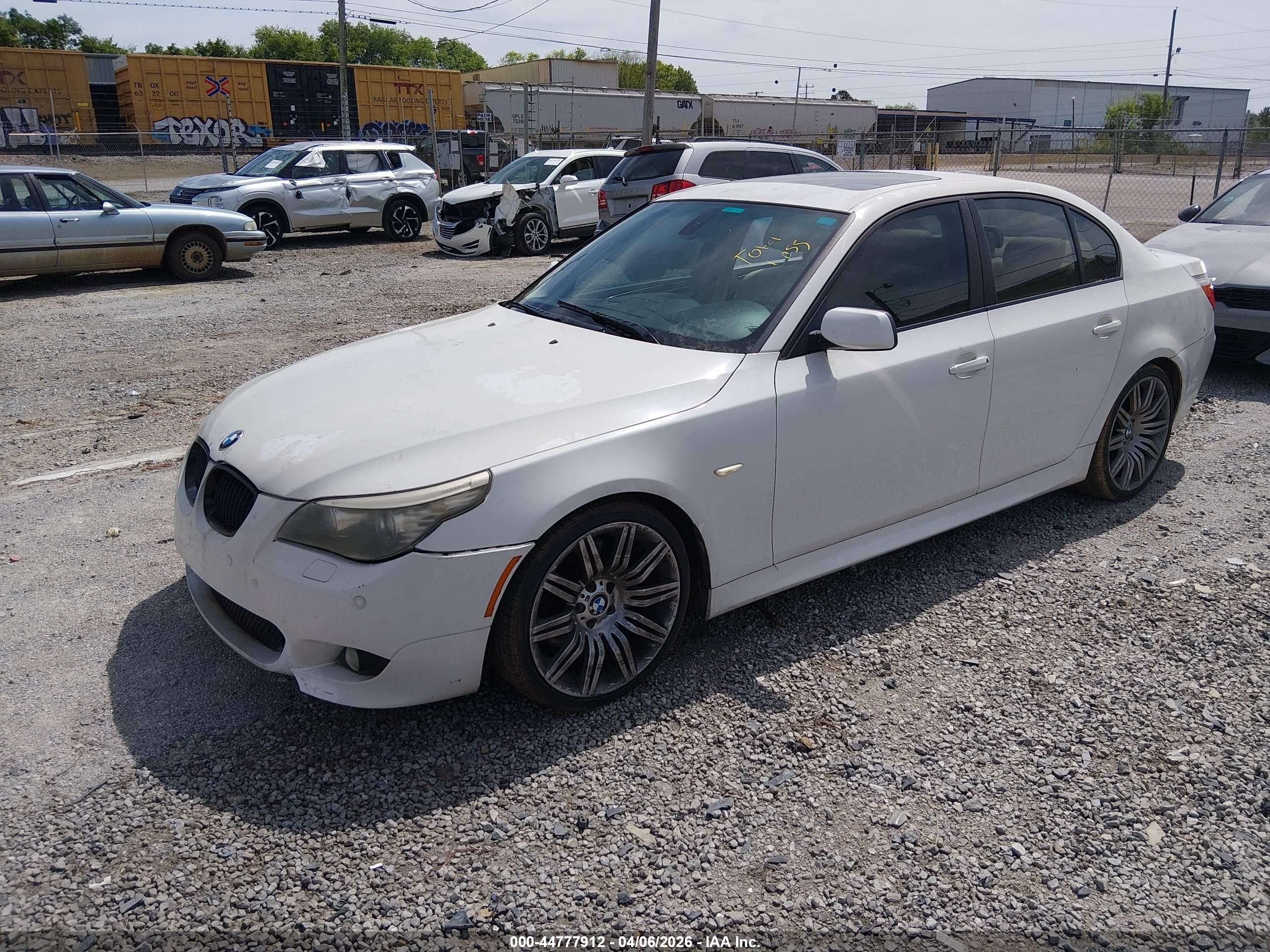 2008 Bmw 550i   White vin: WBANW53518CT53539