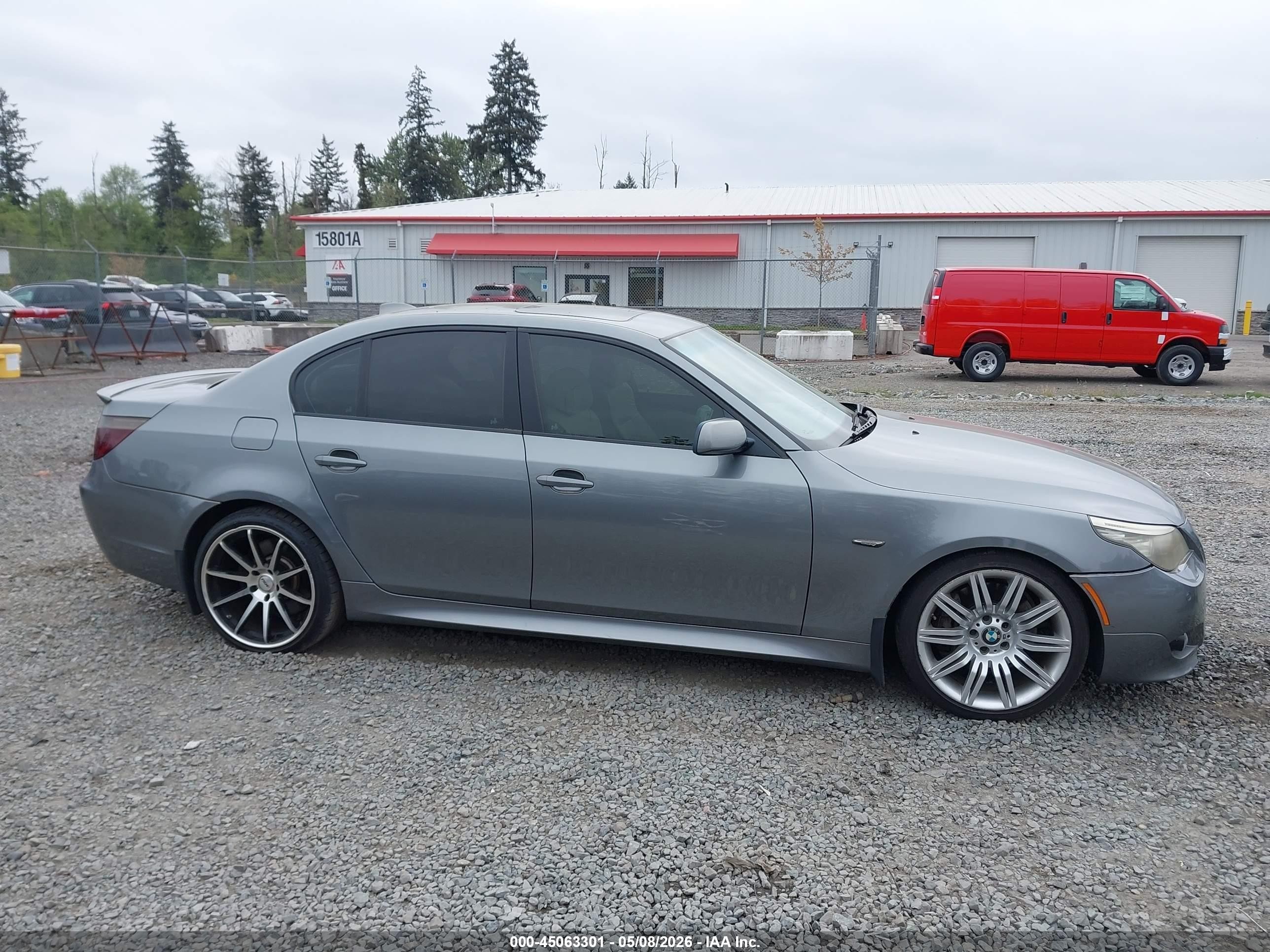2008 Bmw 550i   Gray vin: WBANW53548CT50117