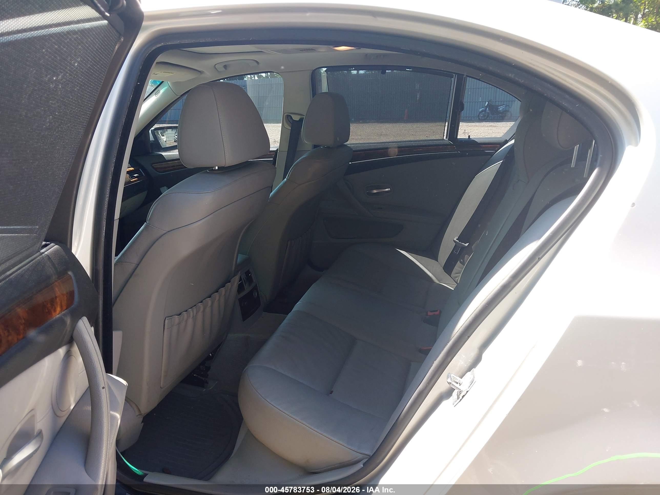 2008 Bmw 550i   Серебряный vin: WBANW53558CT49798