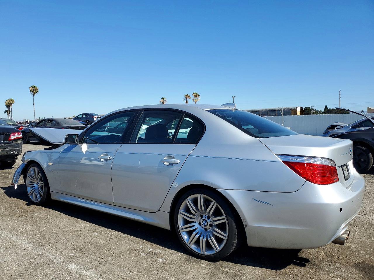 2009 Bmw 550 I Silver vin: WBANW53559CT55473