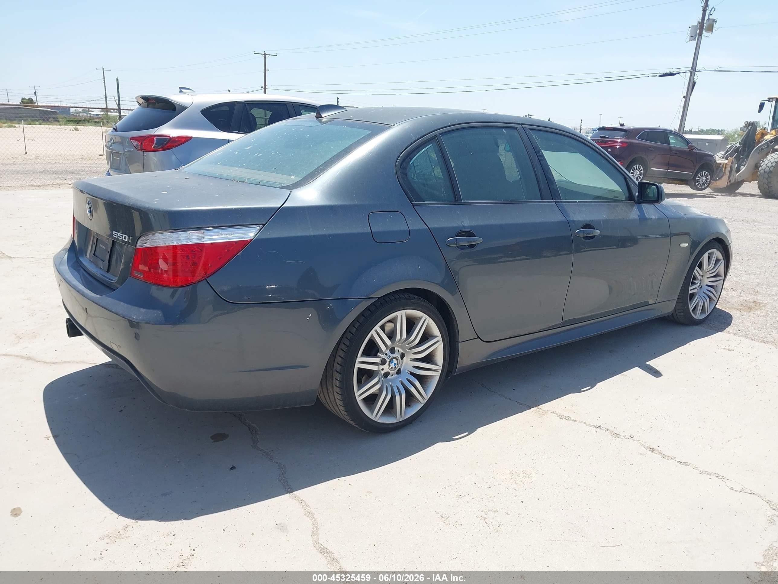 2008 Bmw 550i   Black vin: WBANW53568CT52032