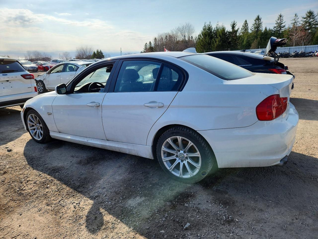2010 Bmw 323 I White vin: WBAPG7C52AA641606