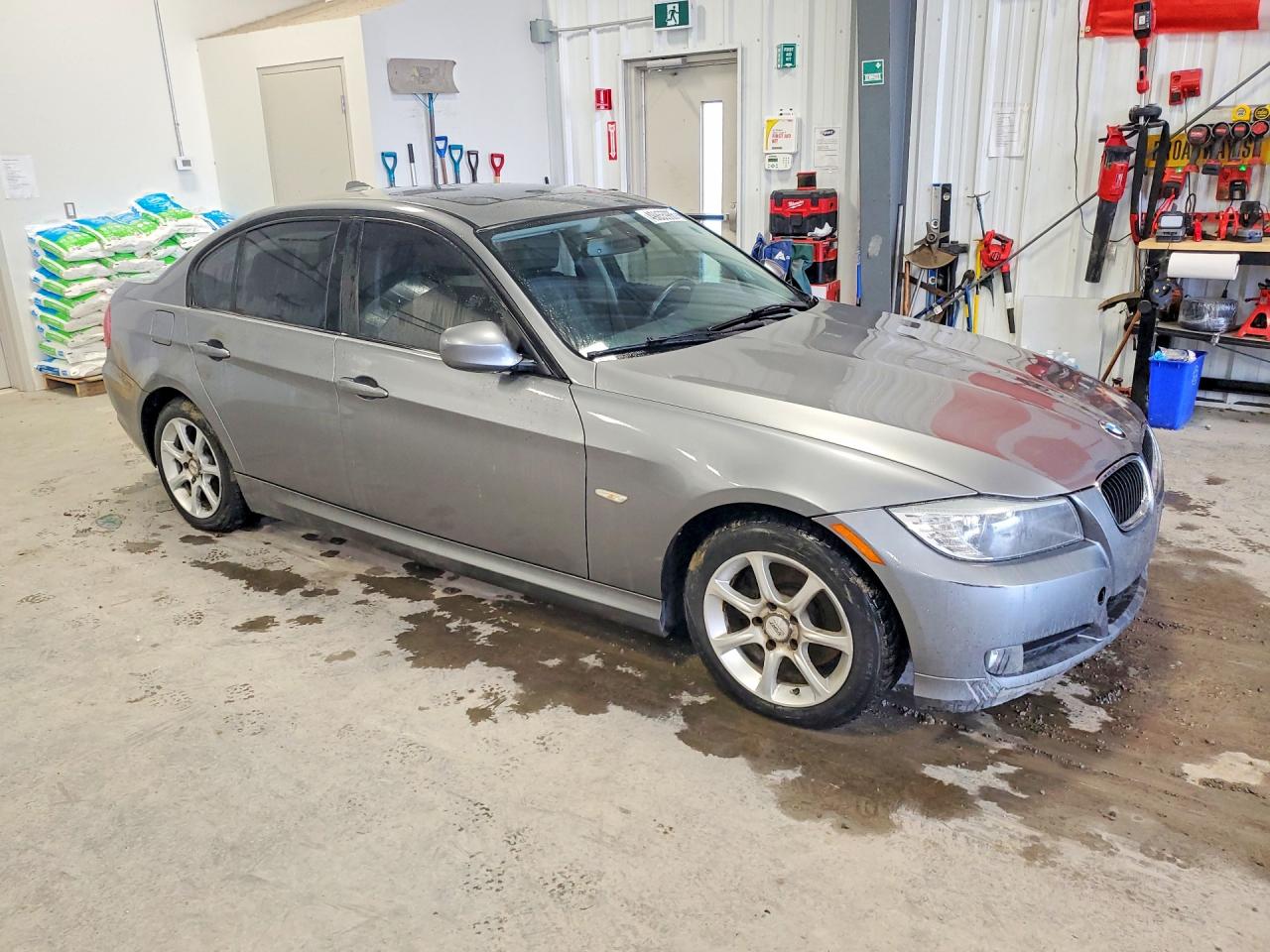 2011 Bmw 323 I Silver vin: WBAPG7C53BA795470