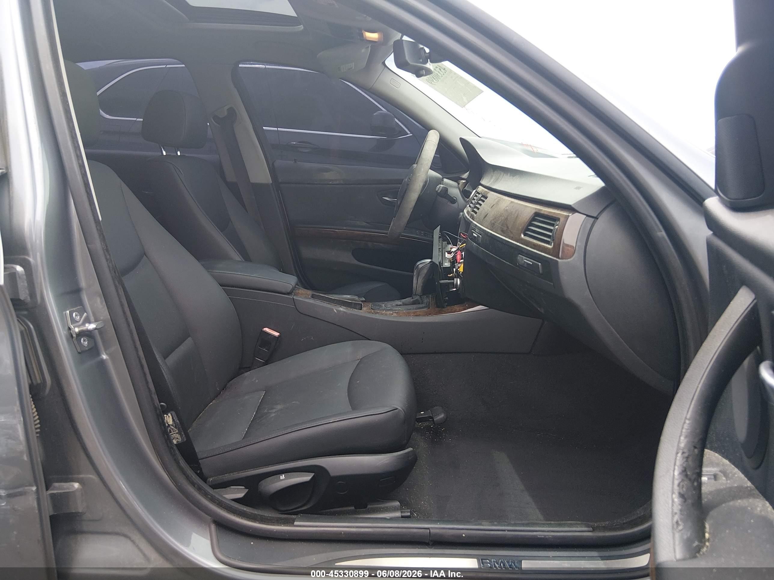 2009 Bmw 328i Серый vin: WBAPH53549A438200
