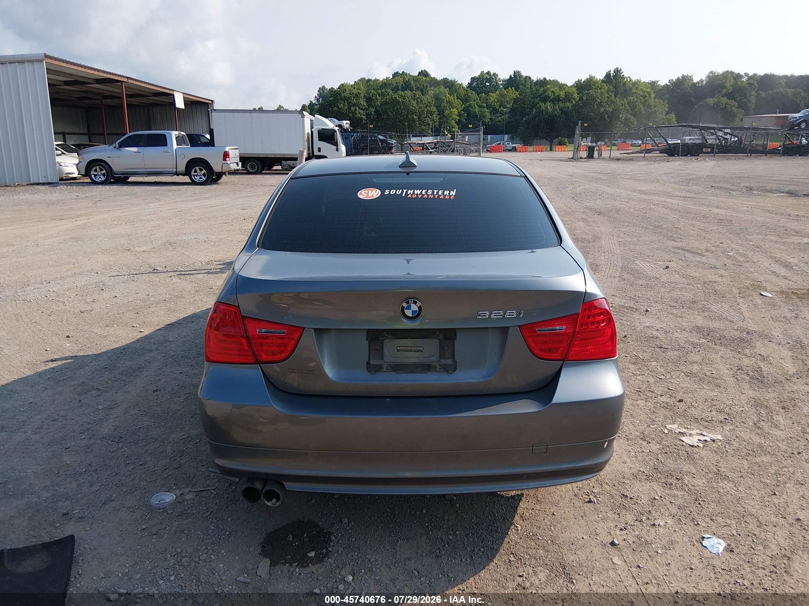 2009 Bmw 328i   Gray vin: WBAPH53579A437686