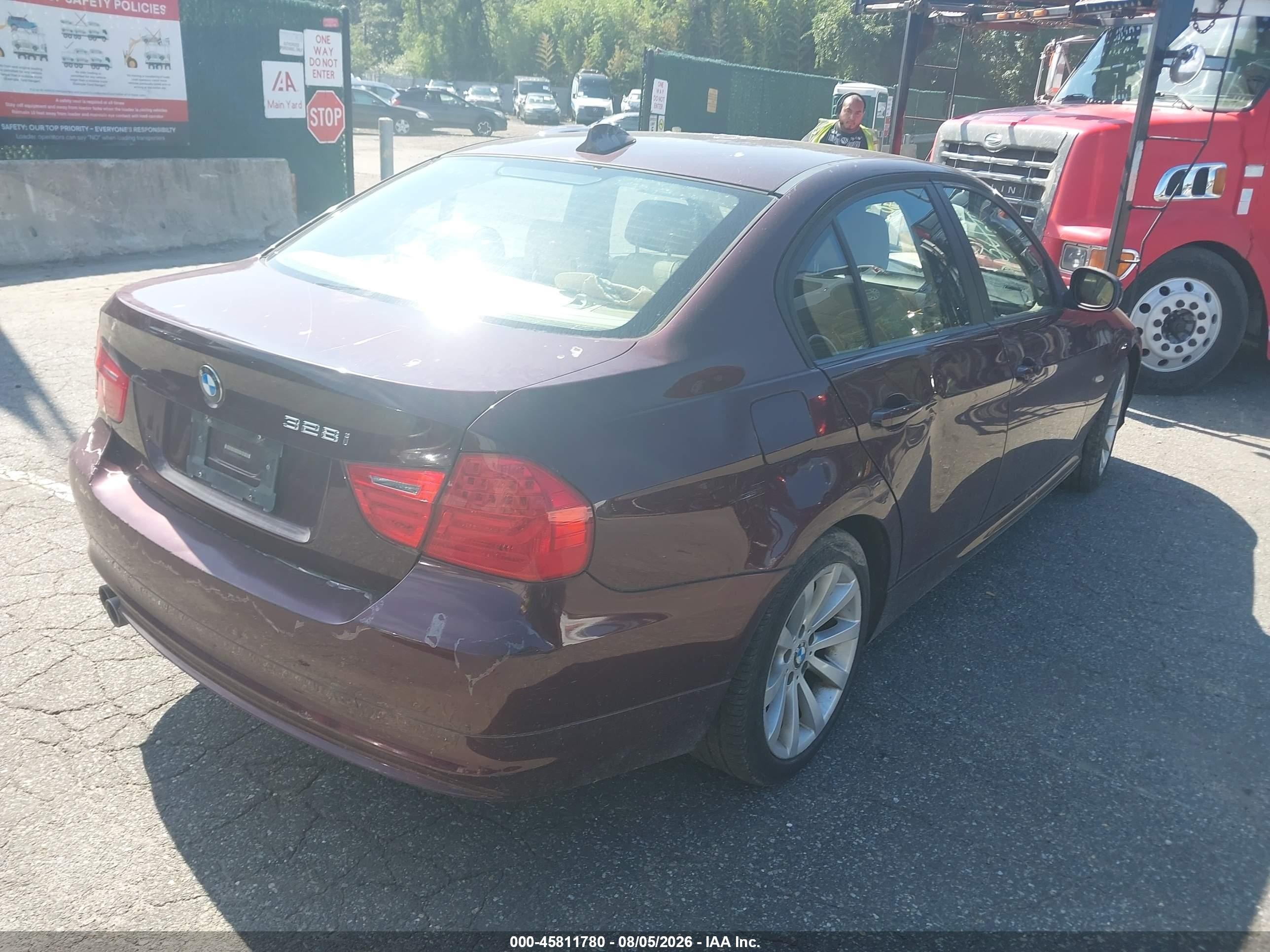 2009 Bmw 328i   Red vin: WBAPH53599A438340
