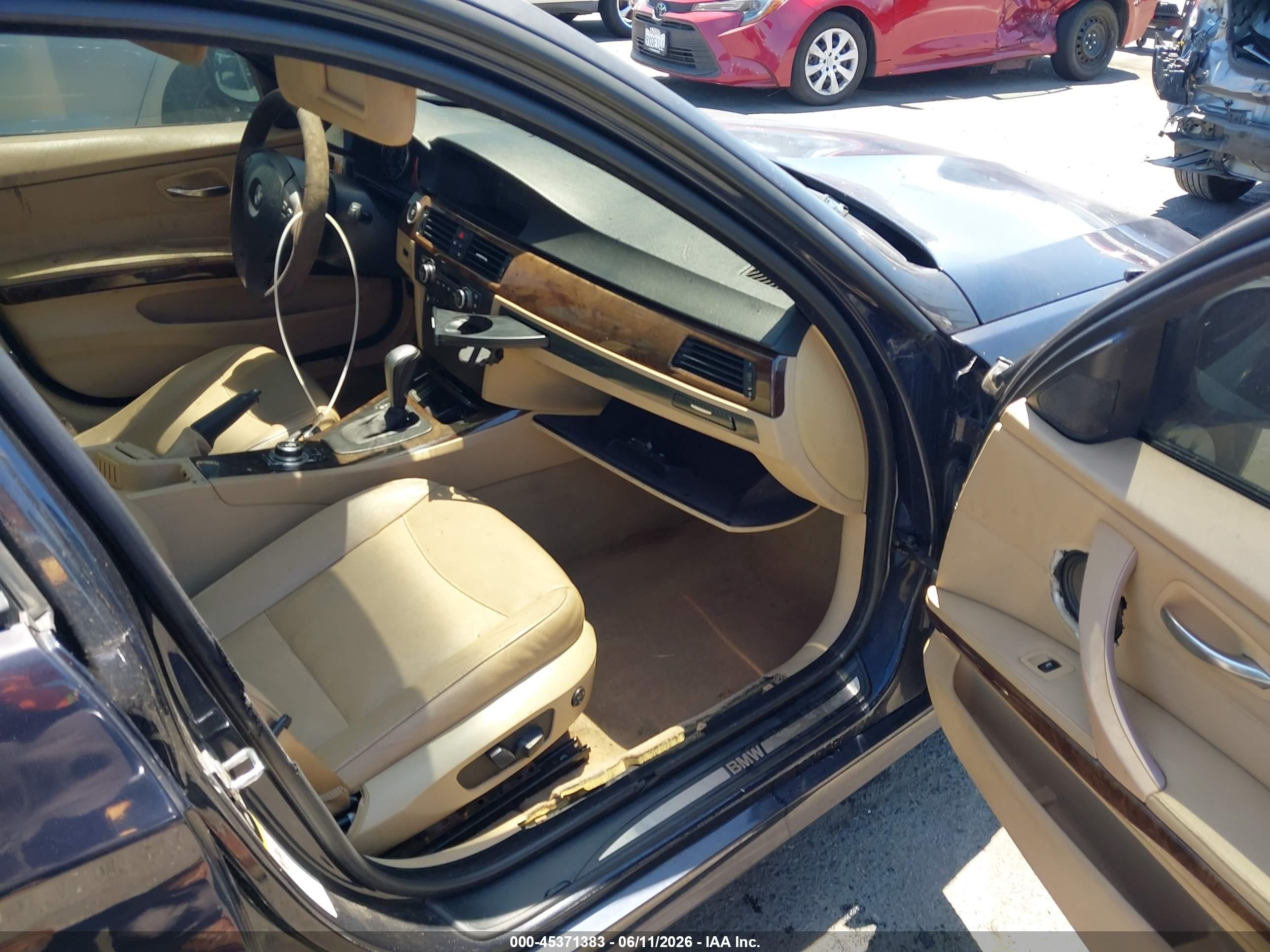 2009 Bmw 328i   Dark Blue vin: WBAPH57509NL78645