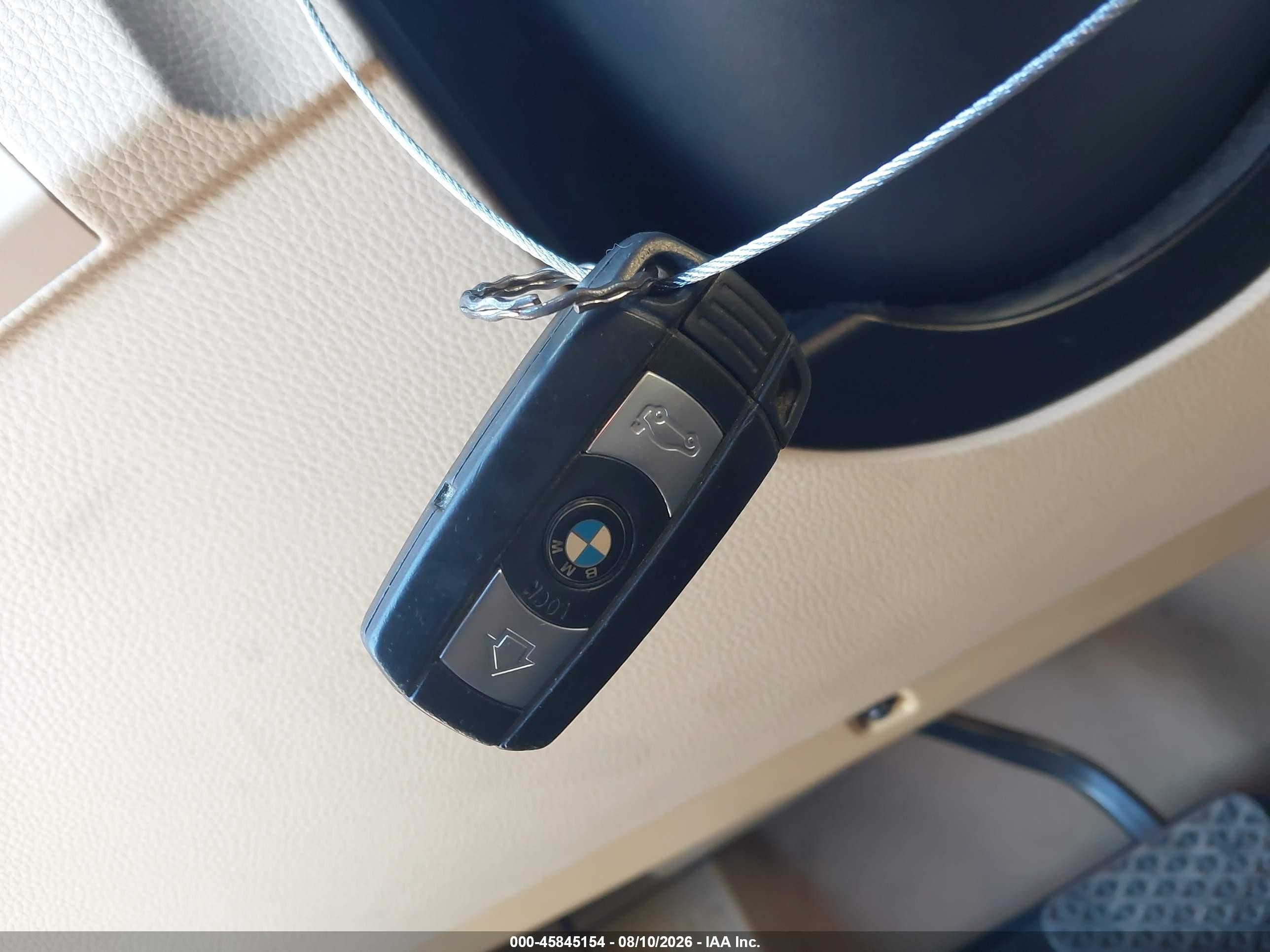 2009 Bmw 328i   Белый vin: WBAPH57529NL77206