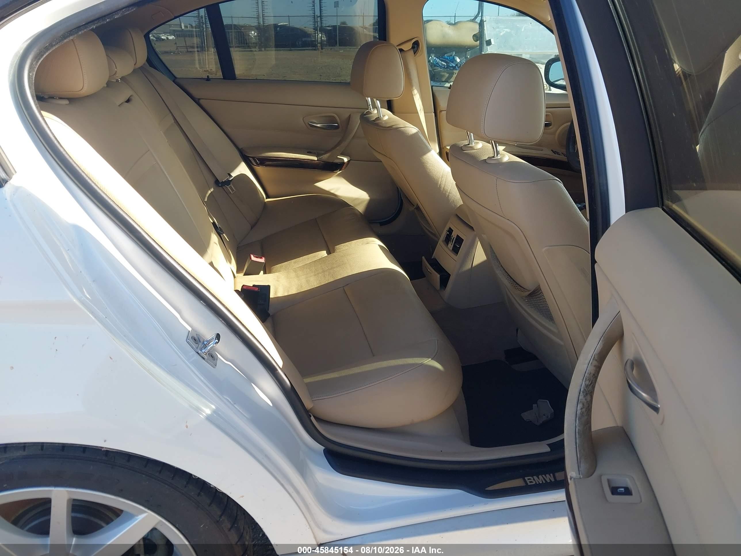 2009 Bmw 328i   Белый vin: WBAPH57529NL77206