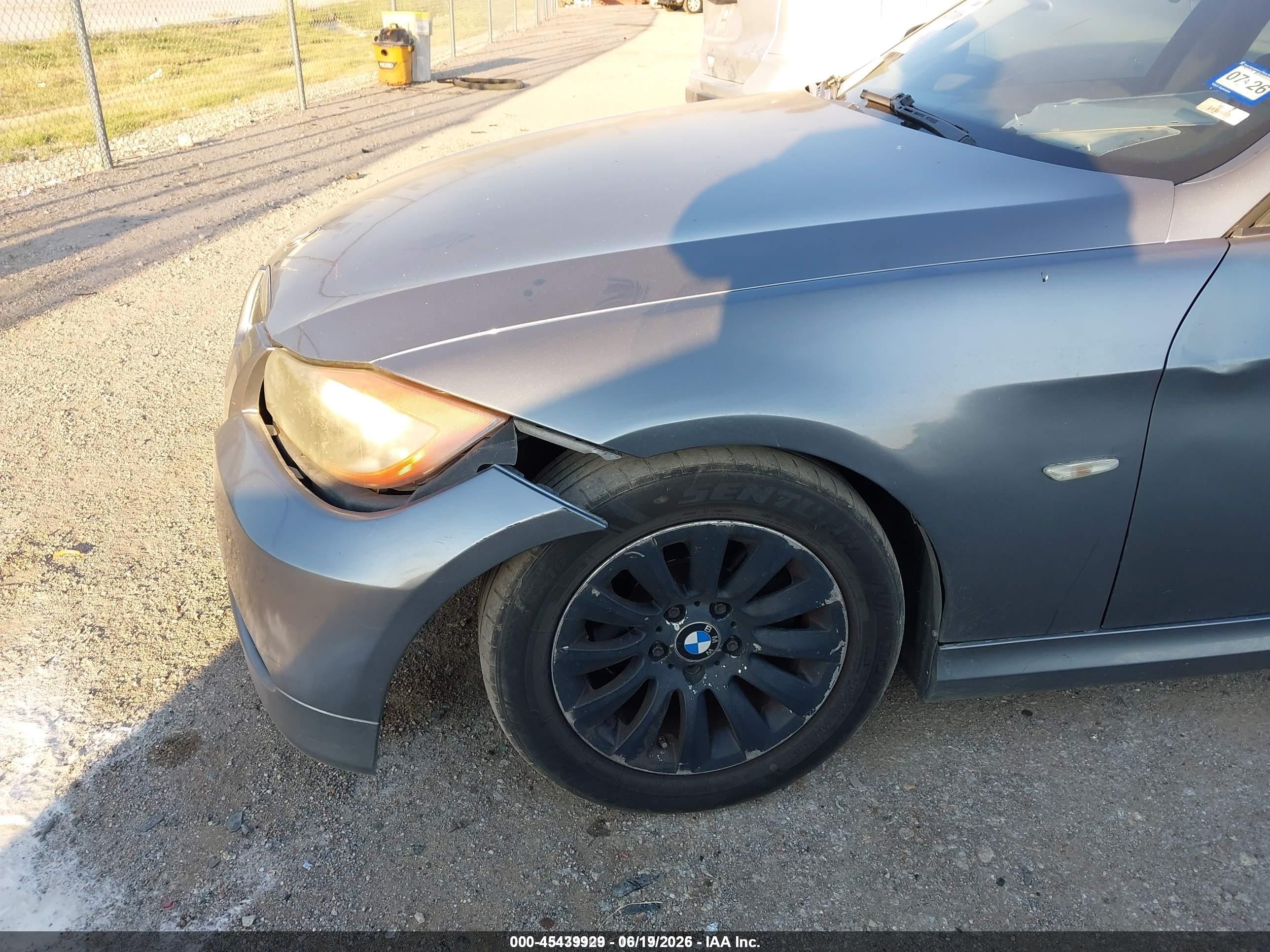 2009 Bmw 328i   Silver vin: WBAPH57549NL79068