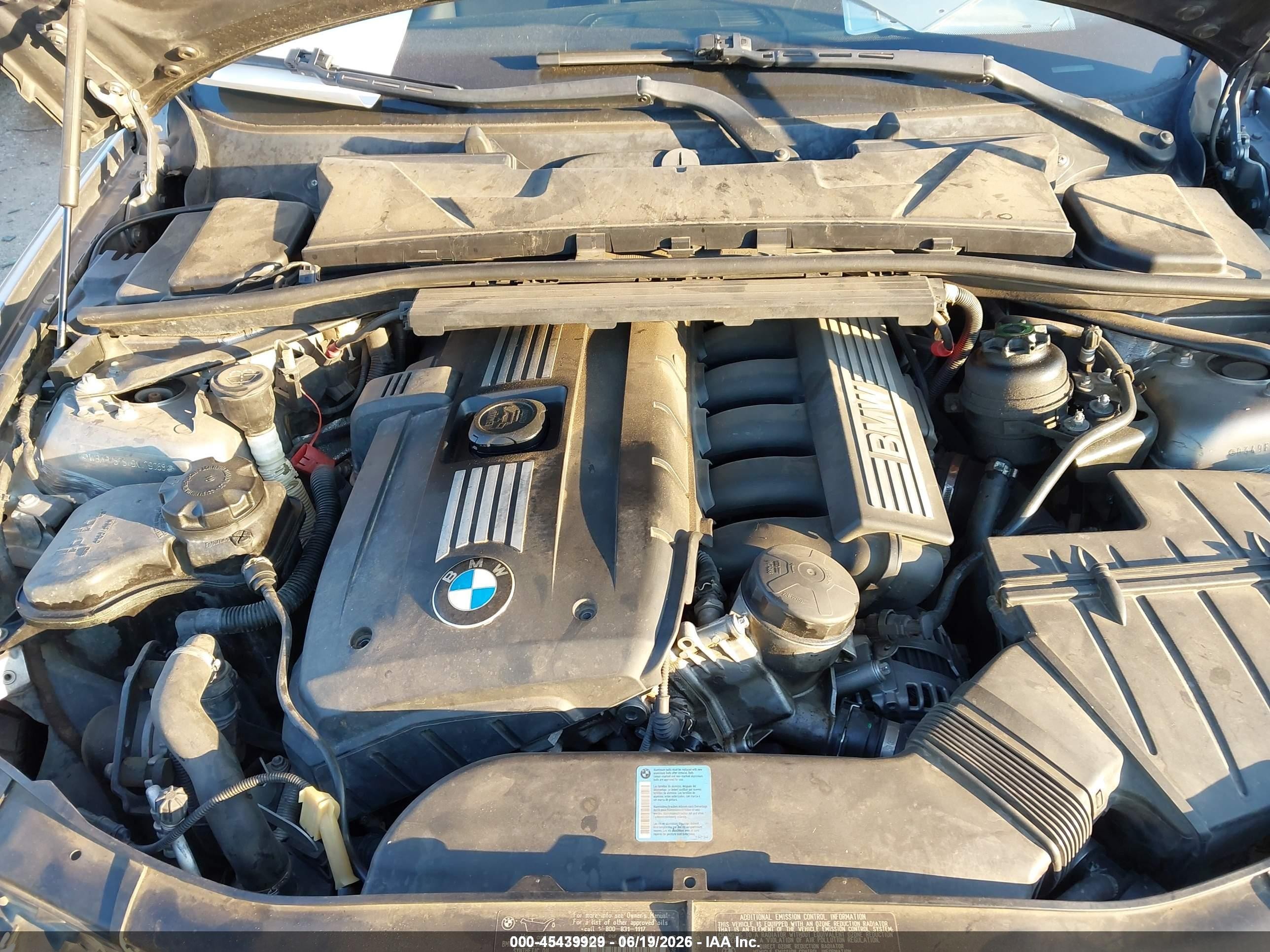 2009 Bmw 328i   Silver vin: WBAPH57549NL79068