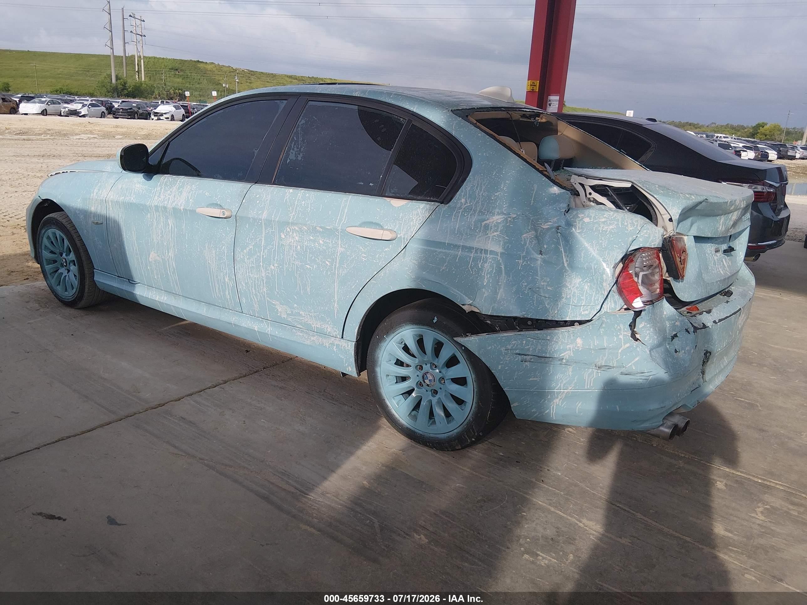 2009 Bmw 328i   Light Blue vin: WBAPH57559NL76549