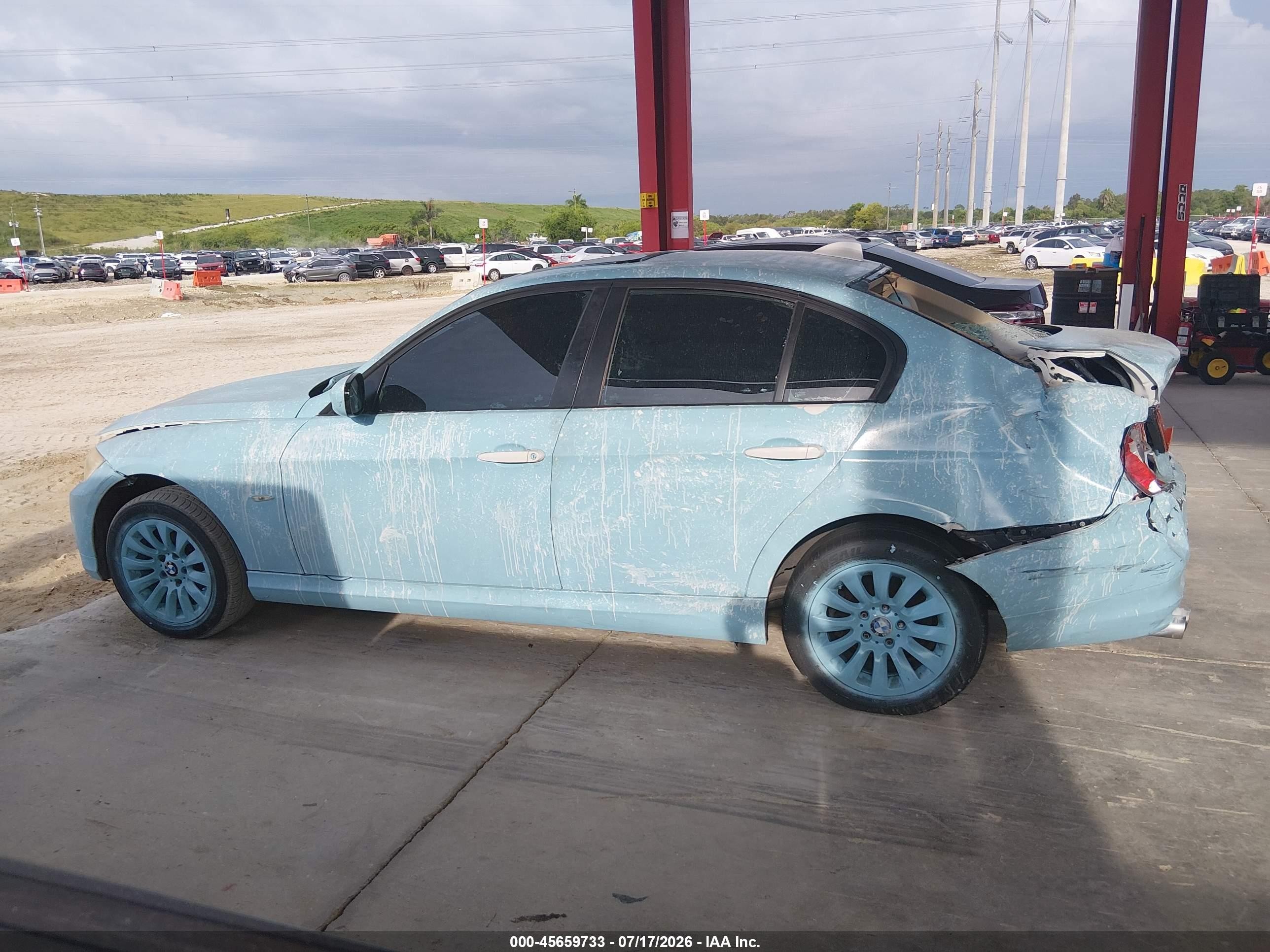 2009 Bmw 328i   Light Blue vin: WBAPH57559NL76549