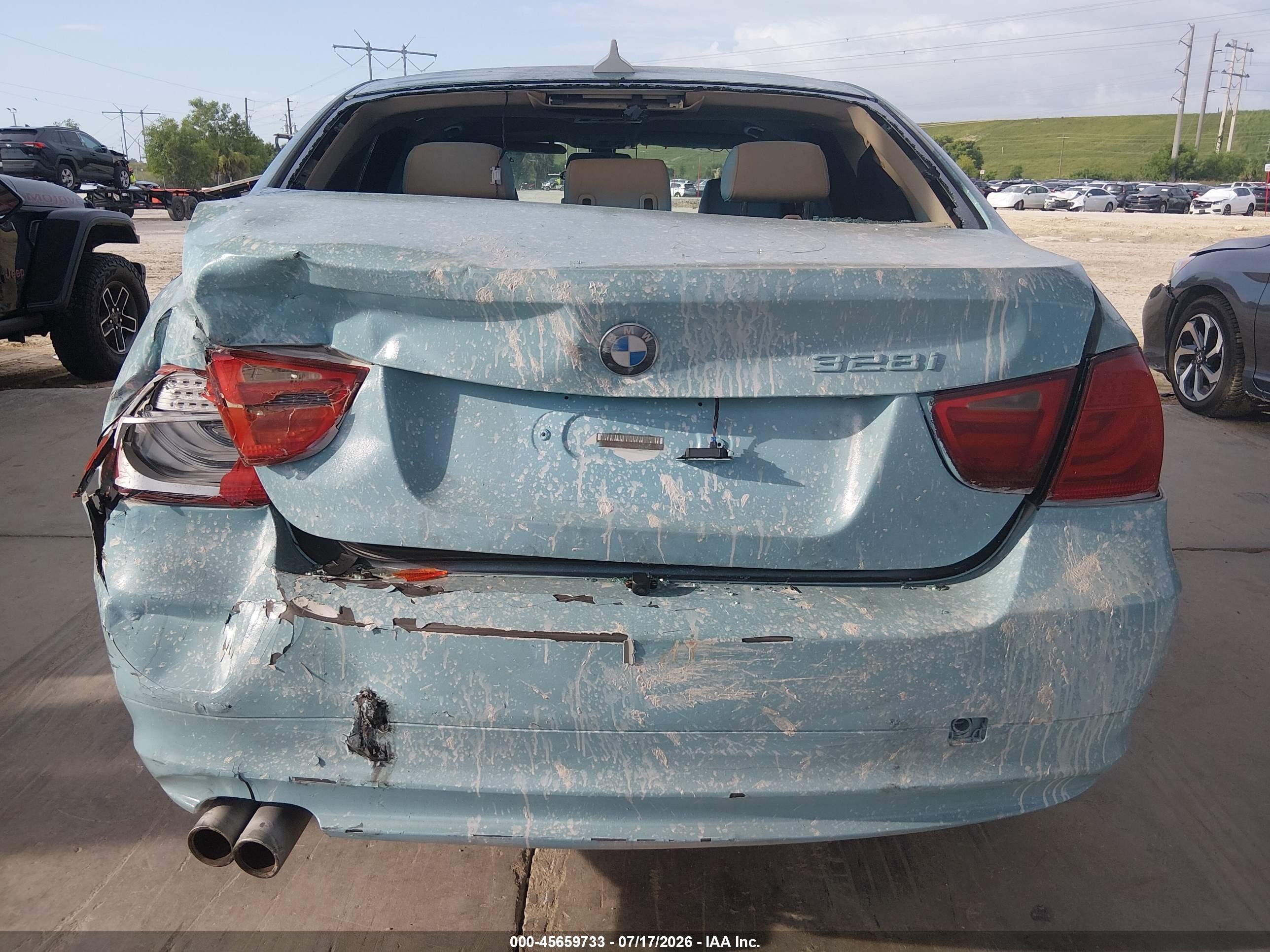 2009 Bmw 328i   Light Blue vin: WBAPH57559NL76549