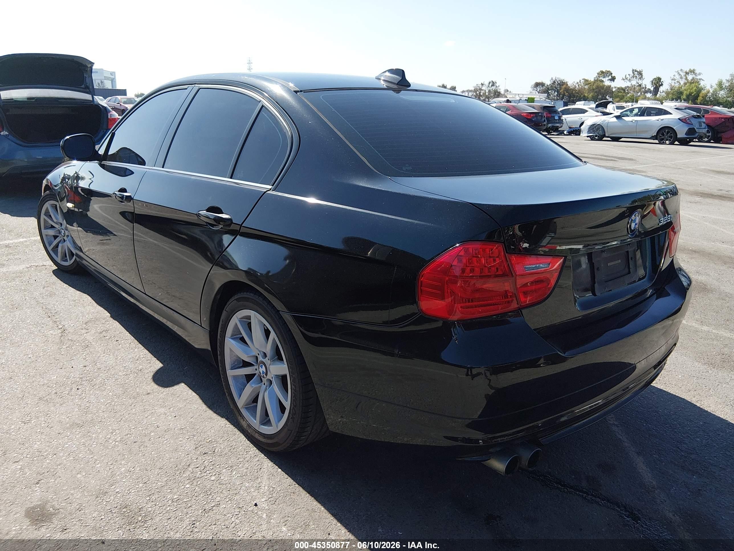2009 Bmw 328i   Black vin: WBAPH57559NL77605