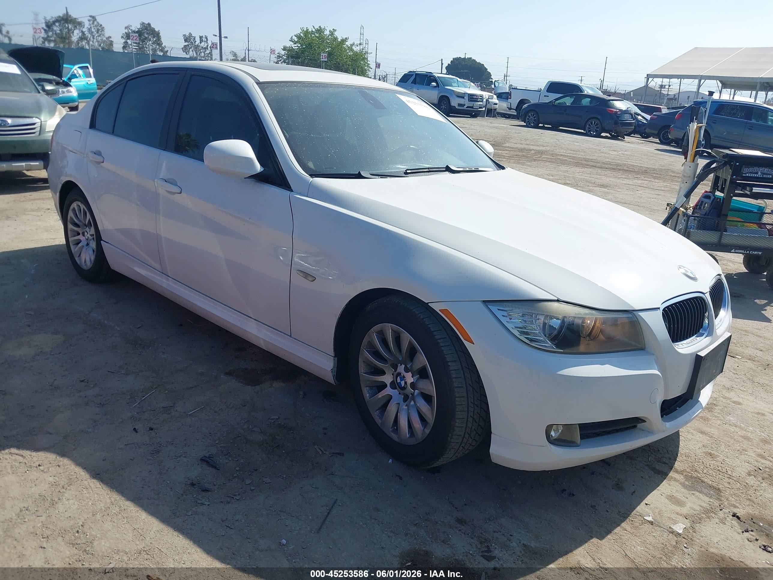 2009 Bmw 328i   White vin: WBAPH57579NM34080