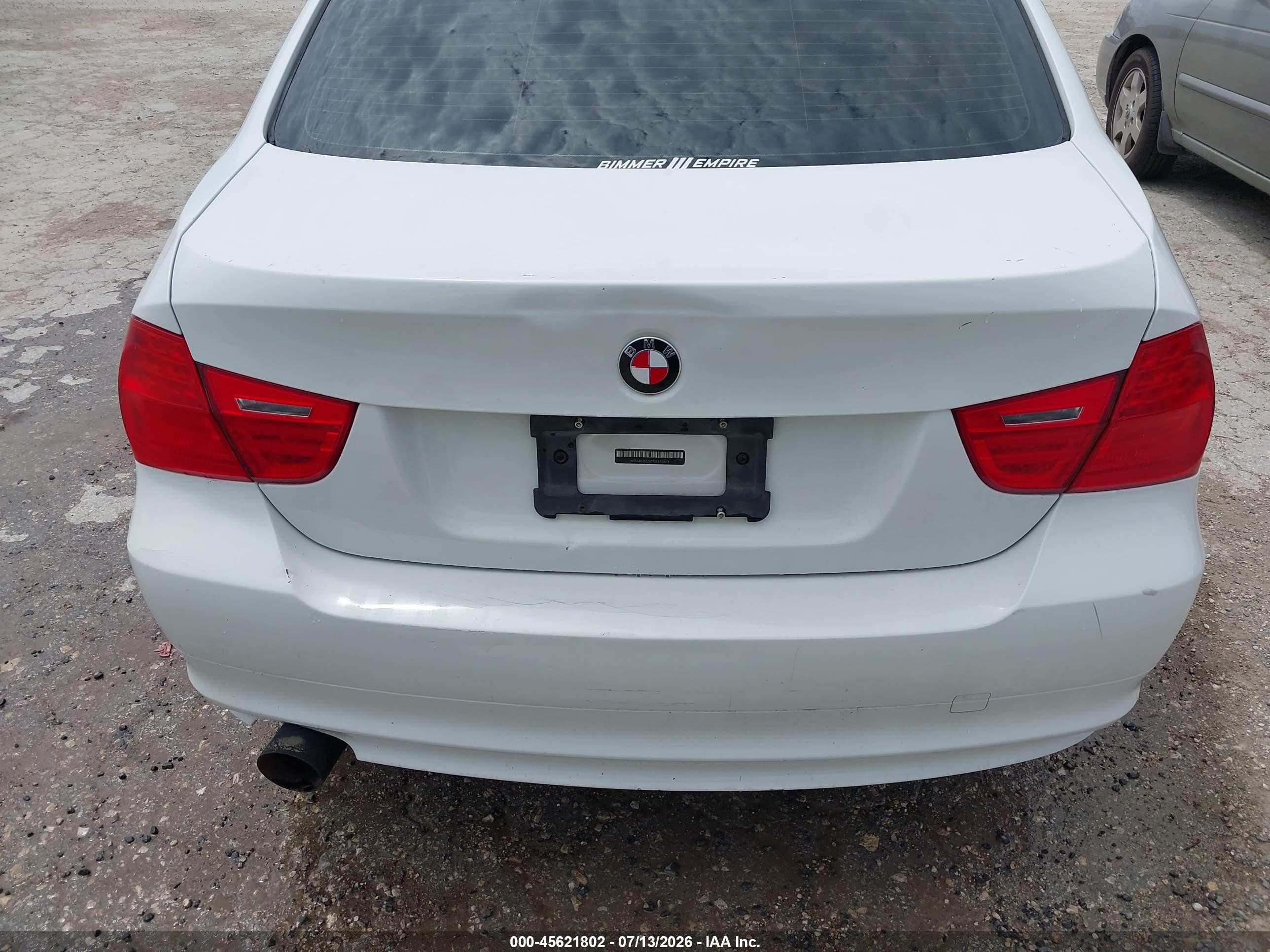 2011 Bmw 328i   White vin: WBAPH5C50BA440676