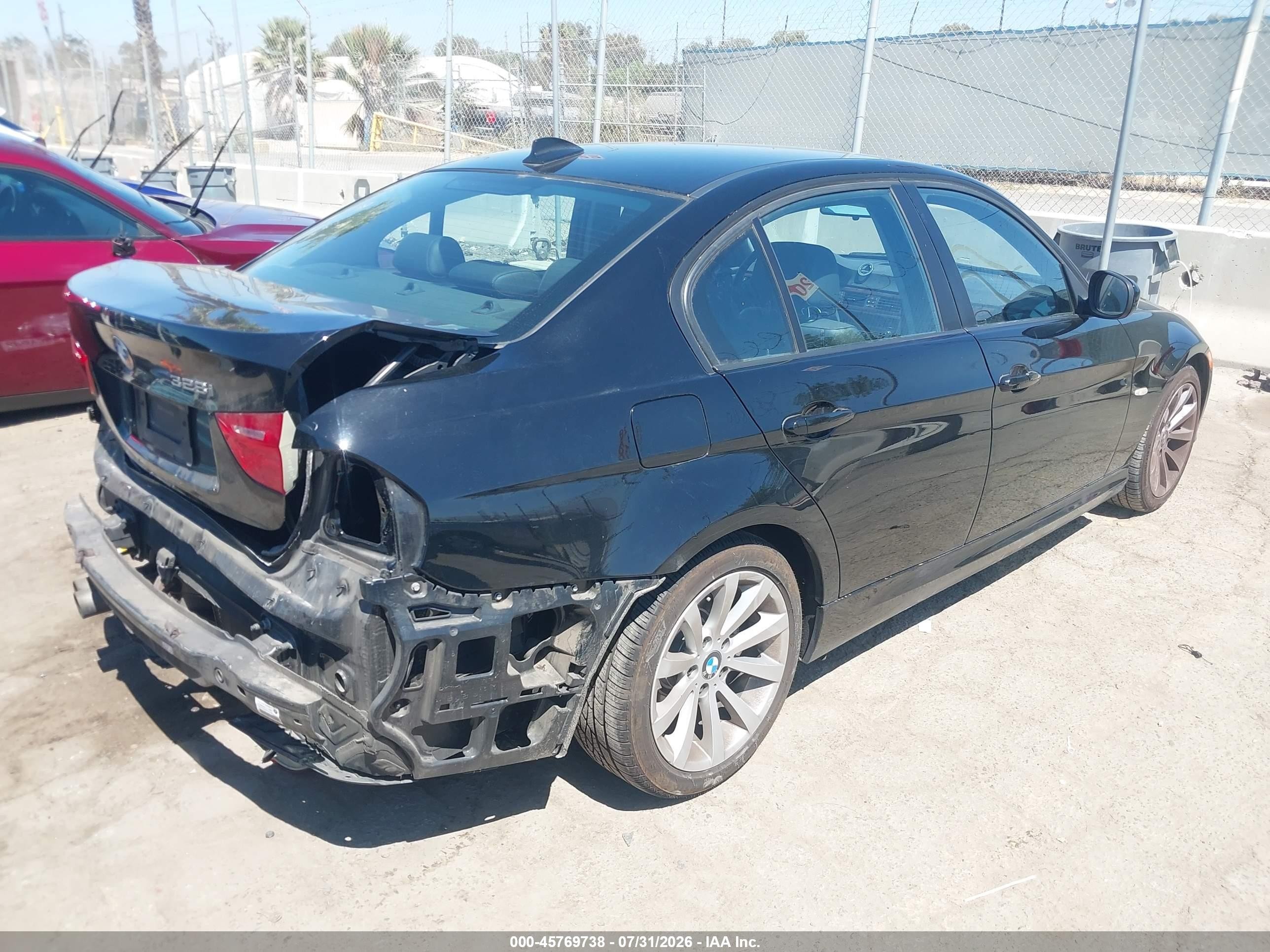 2011 Bmw 328i   Black vin: WBAPH5C50BA443707