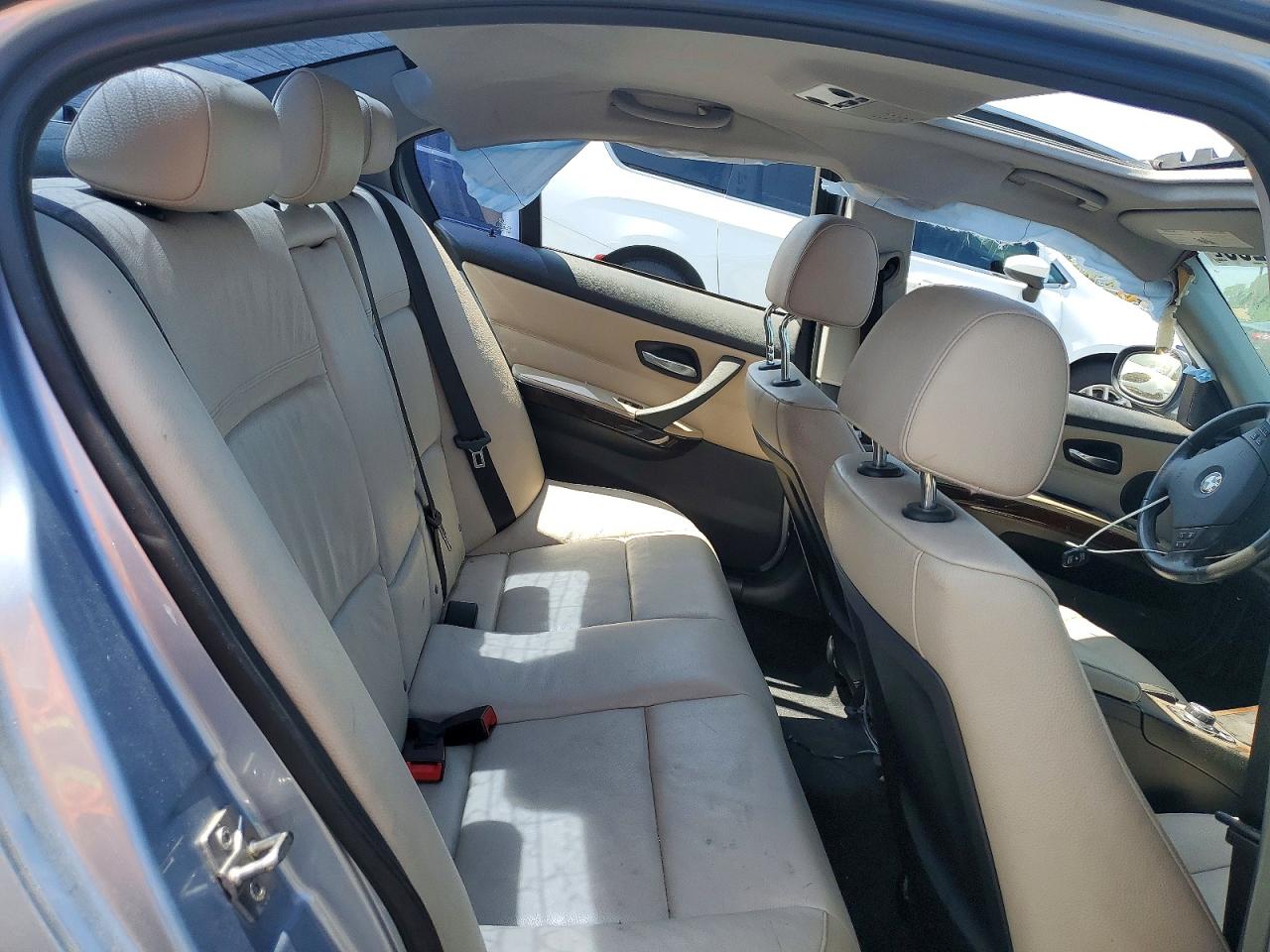 2011 Bmw 328 I Silver vin: WBAPH5C50BF093501