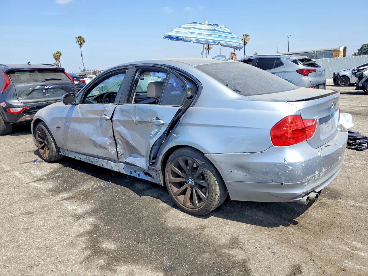 2011 Bmw 328 I Silver vin: WBAPH5C50BF093501