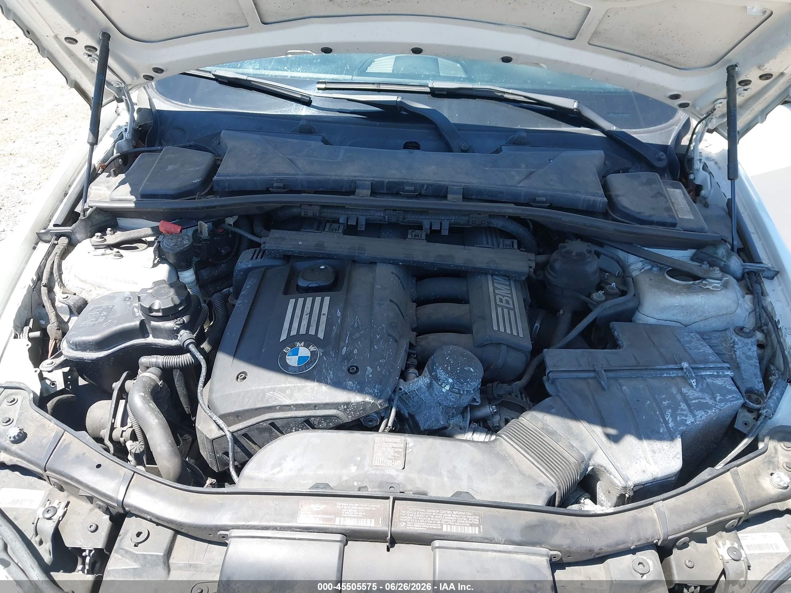 2011 Bmw 328i   Белый vin: WBAPH5C50BF093949