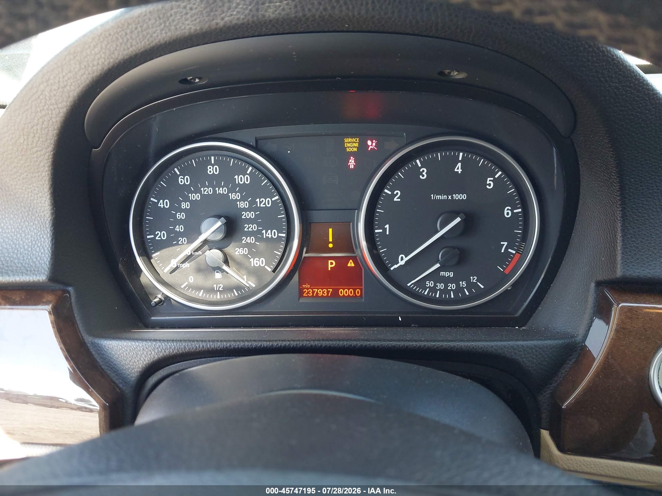 2011 Bmw 328i   Золотой vin: WBAPH5C51BA447930