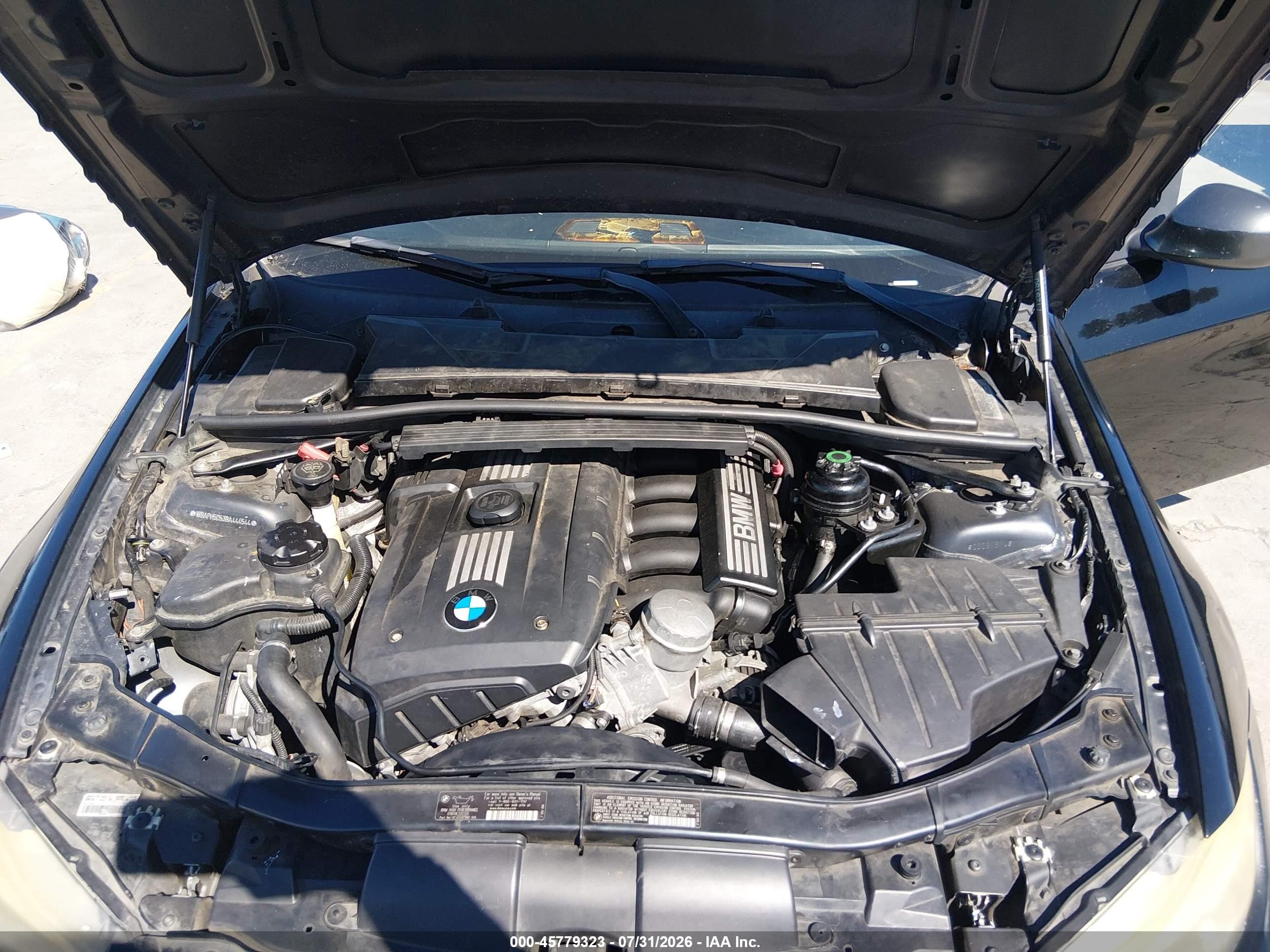 2011 Bmw 328i   Черный vin: WBAPH5C53BA444544