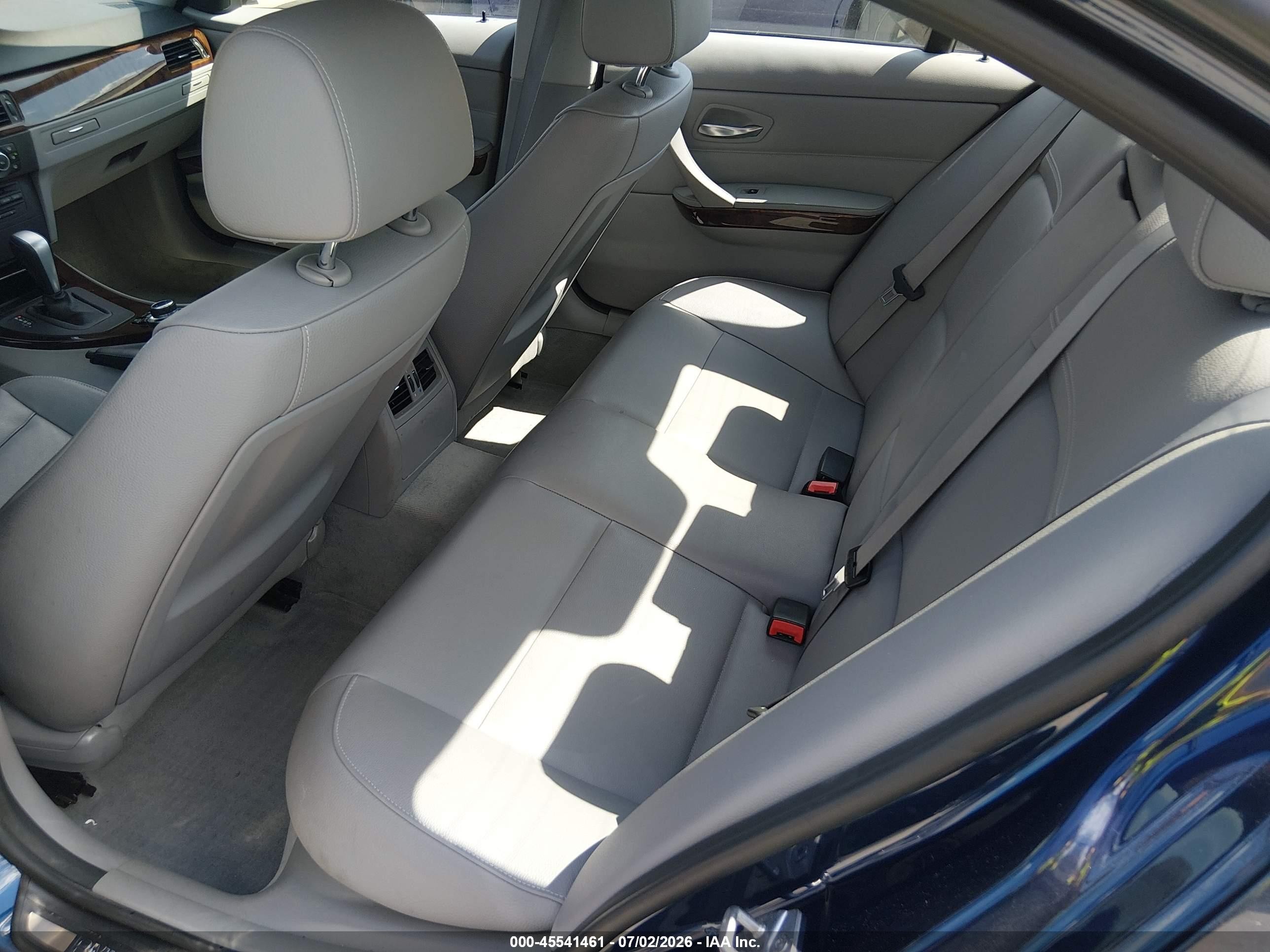 2011 Bmw 328i   Blue vin: WBAPH5C53BA446486