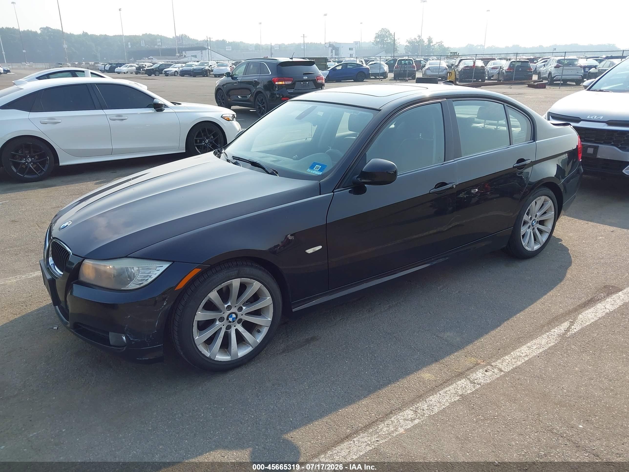 2011 Bmw 328i   Black vin: WBAPH5C54BF094120