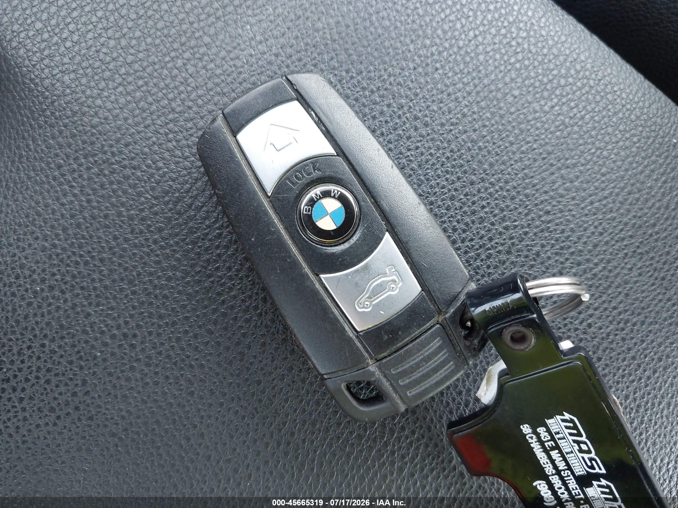2011 Bmw 328i   Black vin: WBAPH5C54BF094120