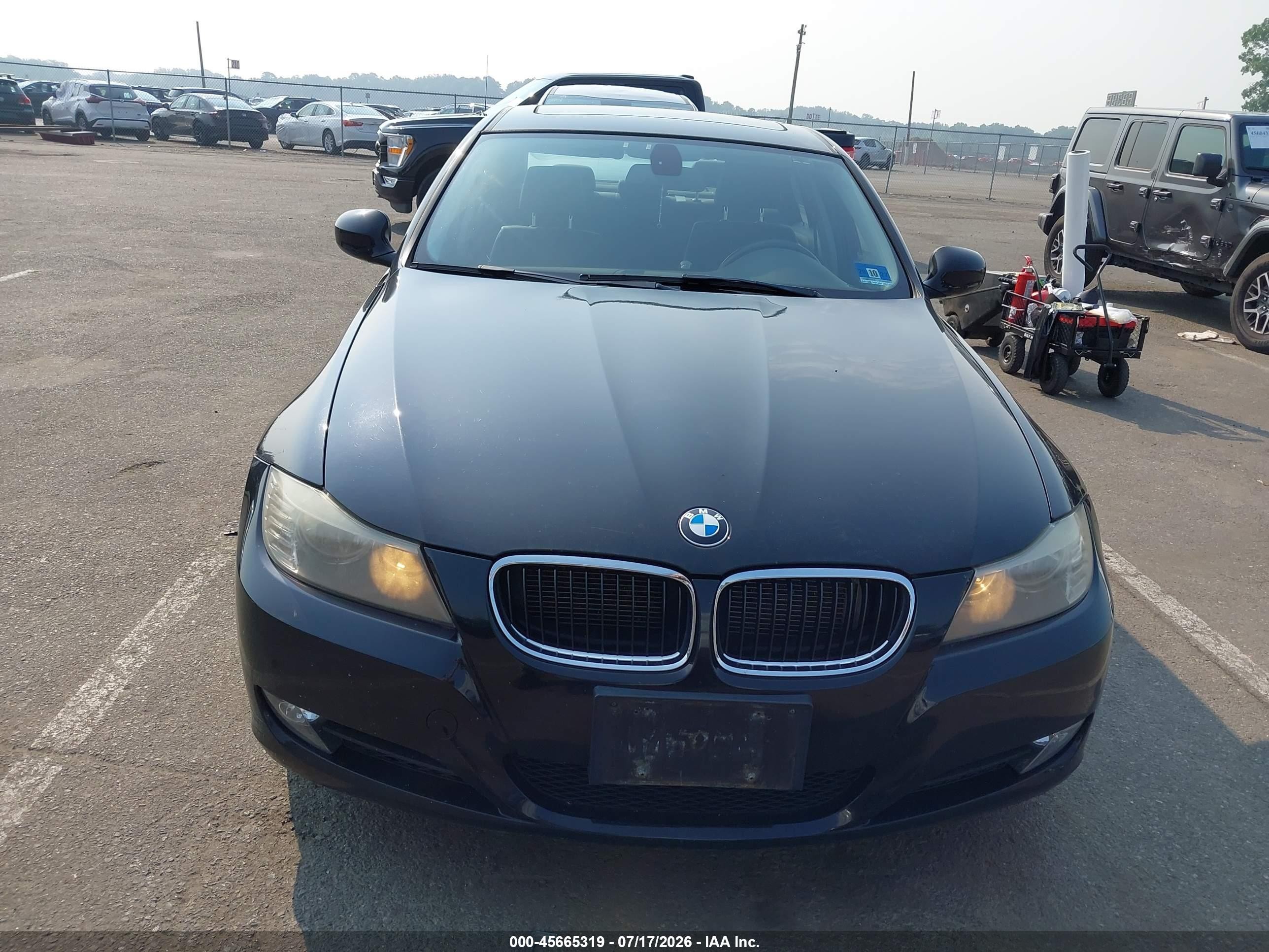 2011 Bmw 328i   Black vin: WBAPH5C54BF094120