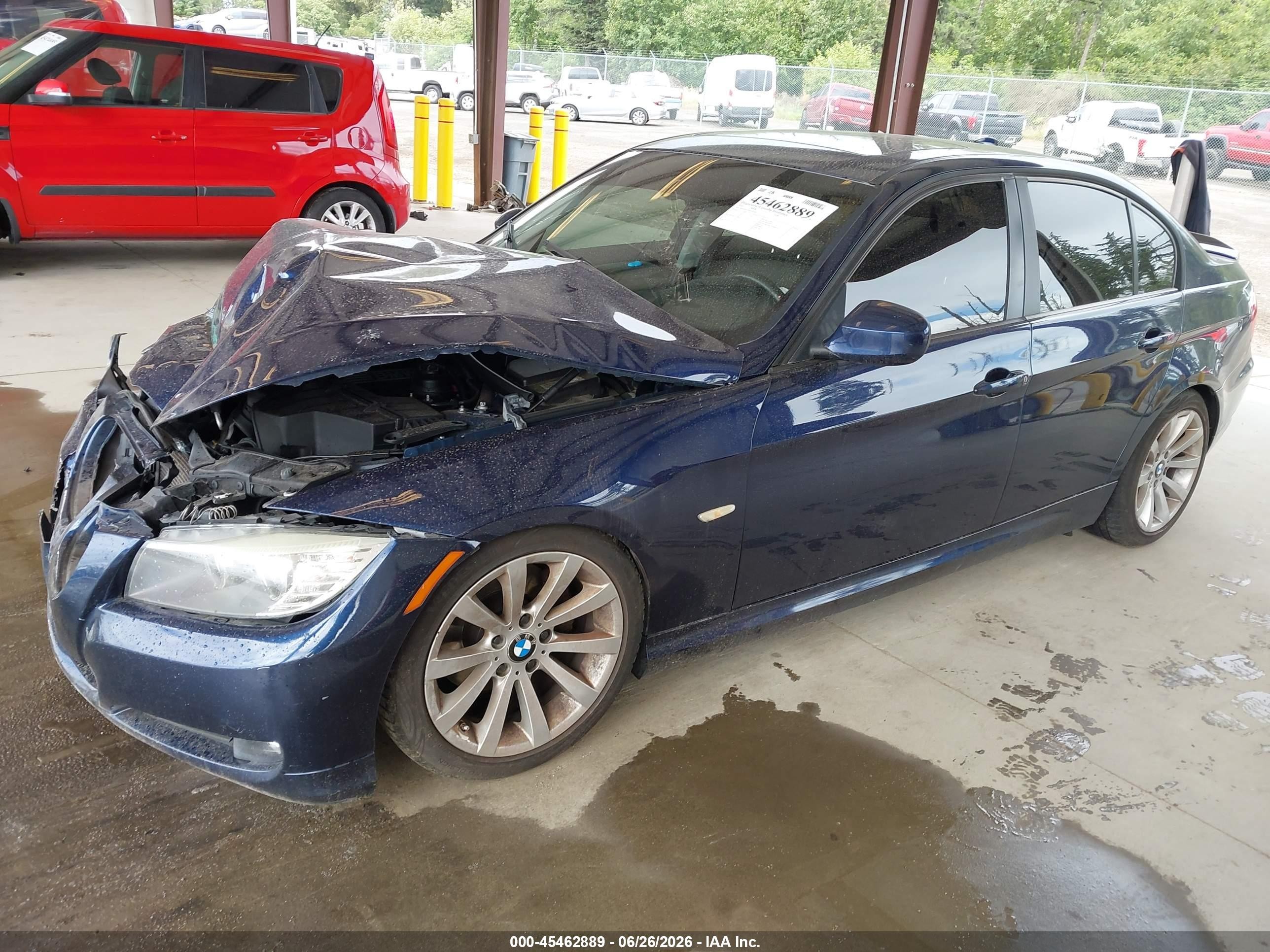 2011 Bmw 328i   Blue vin: WBAPH5C58BA446483