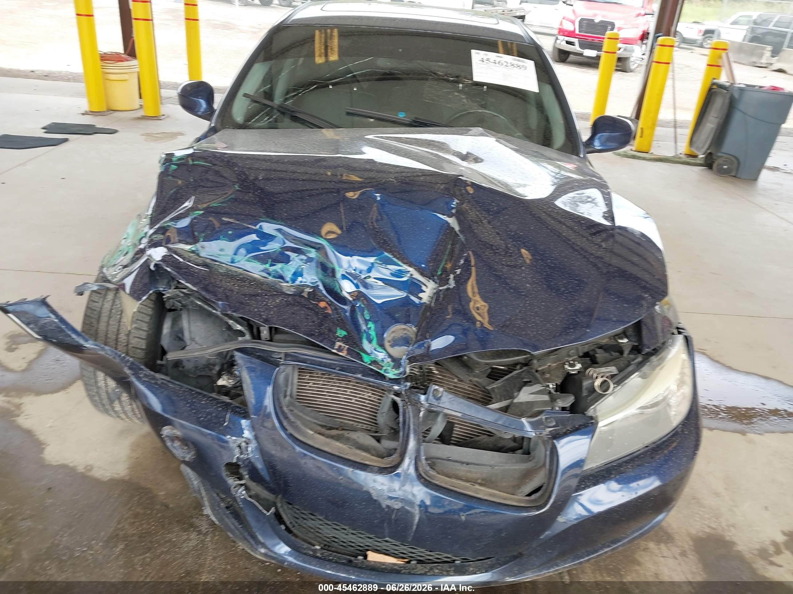 2011 Bmw 328i   Blue vin: WBAPH5C58BA446483