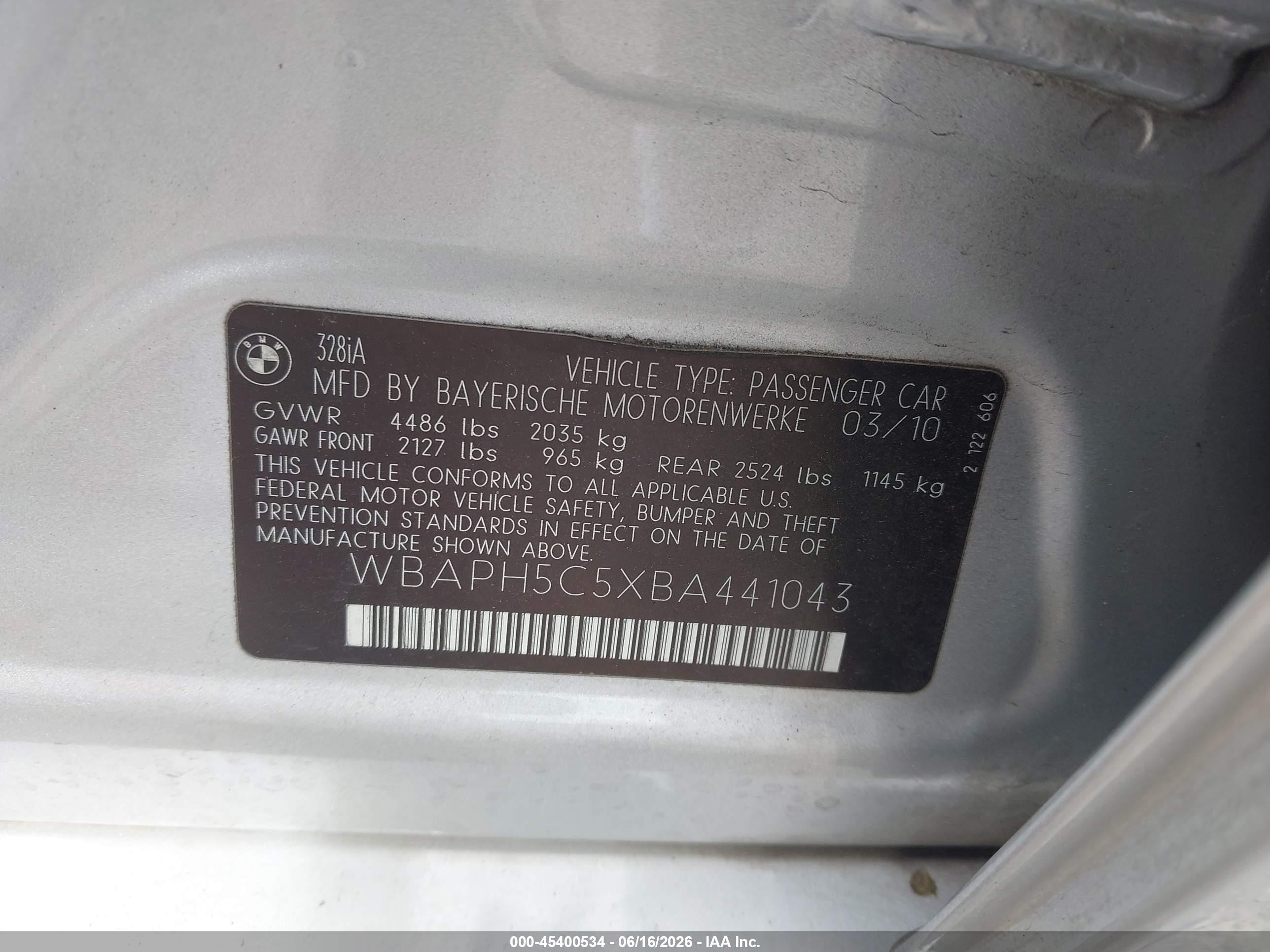 2011 Bmw 328i   Silver vin: WBAPH5C5XBA441043