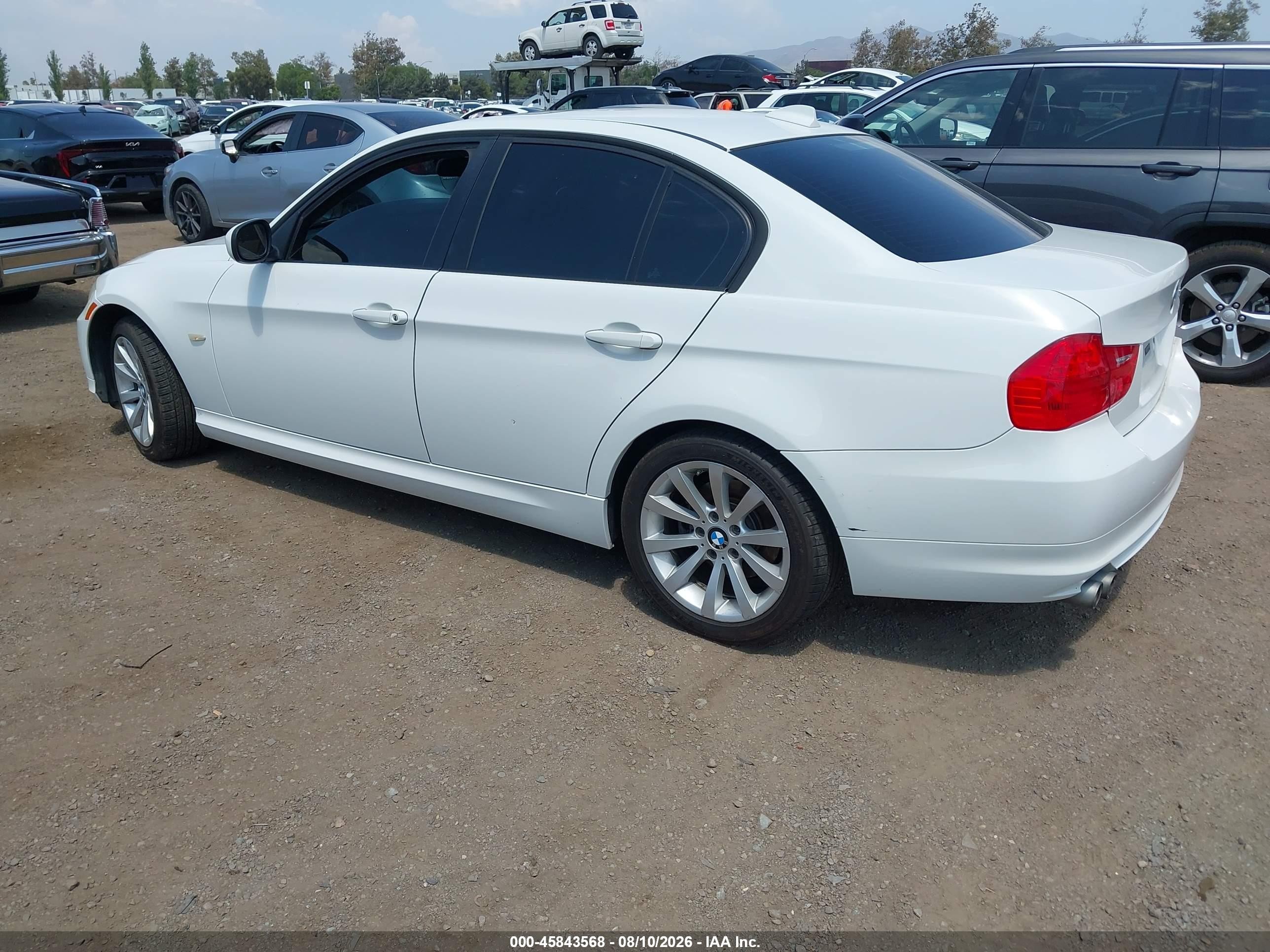 2011 Bmw 328i   White vin: WBAPH5C5XBA446260