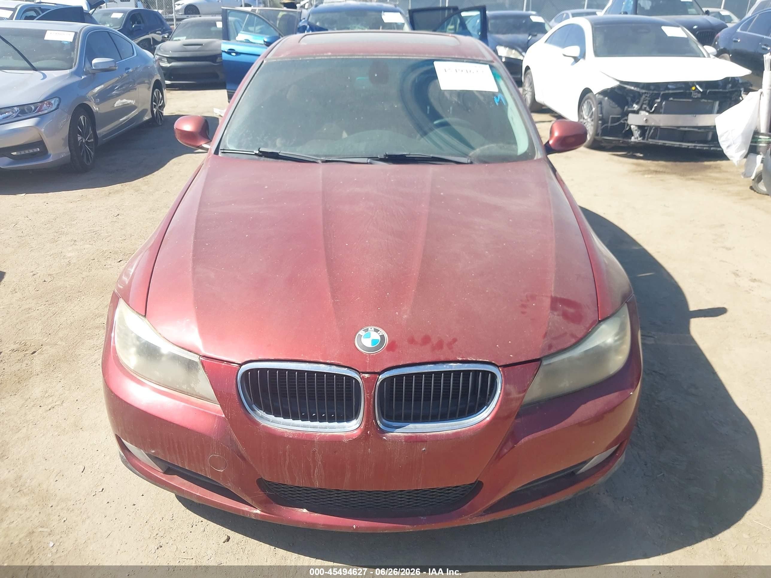 2011 Bmw 328i   Burgundy vin: WBAPH5C5XBA447621