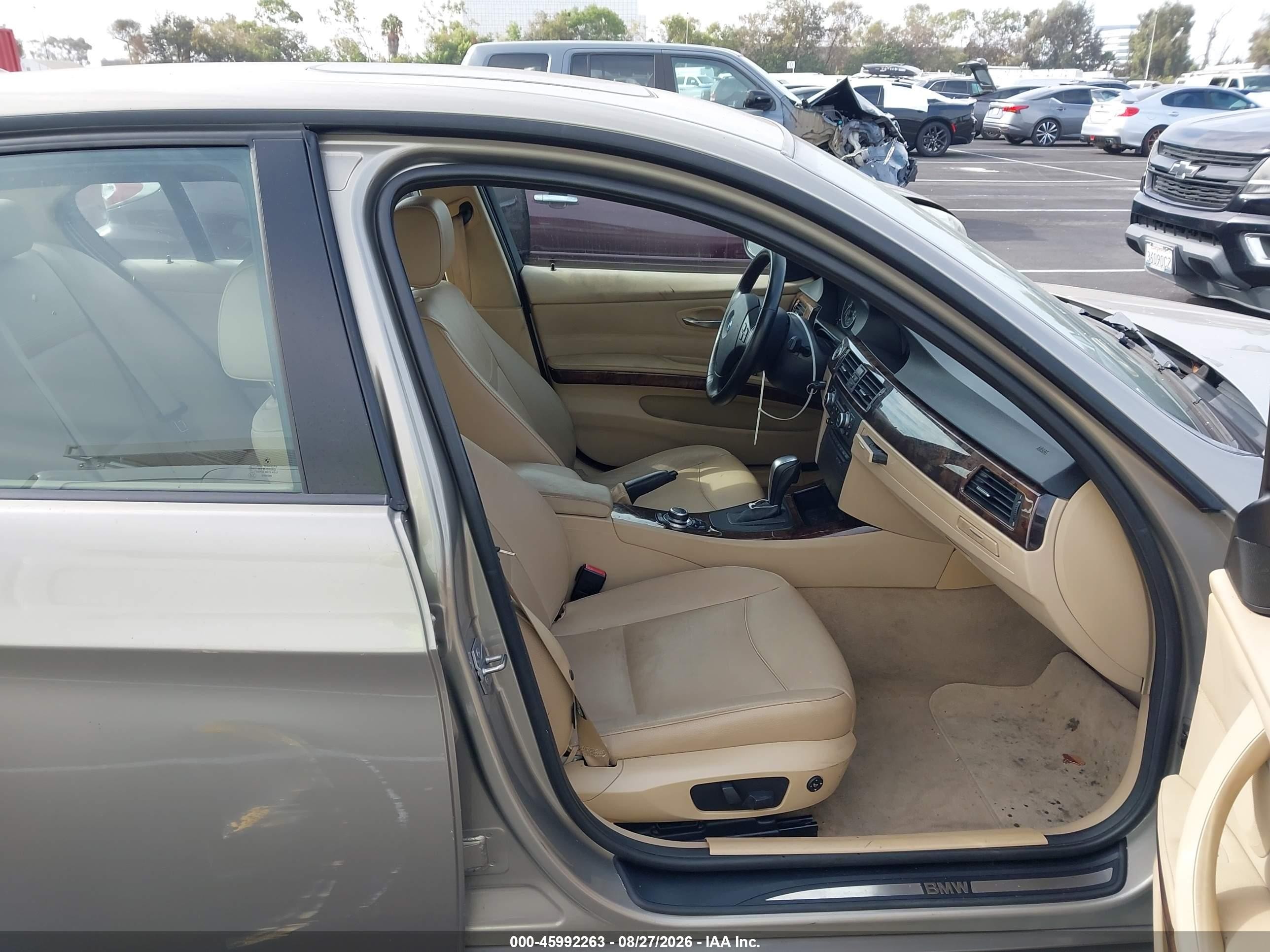 2011 Bmw 328i   Beige vin: WBAPH5G50BNM79545