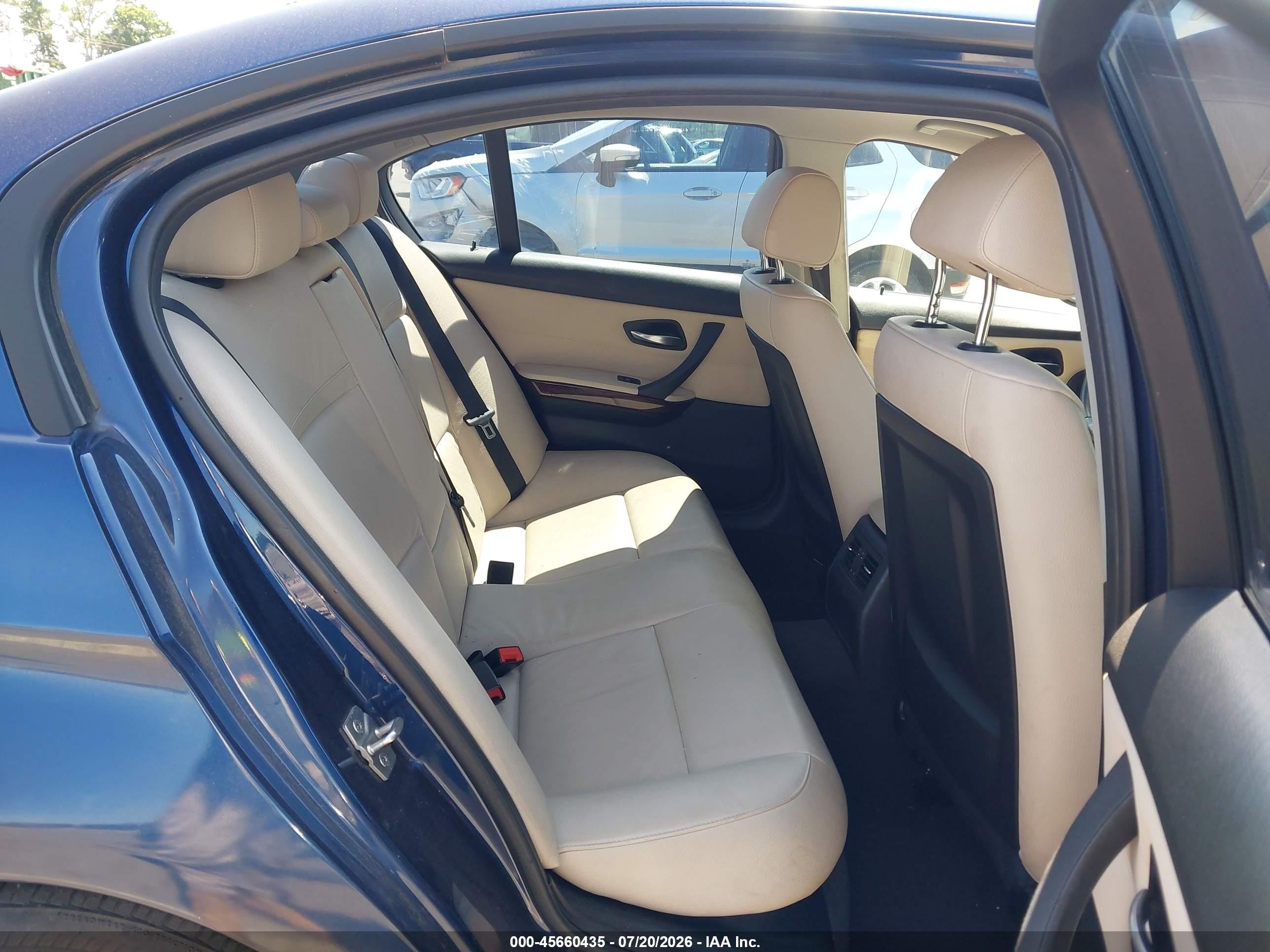 2011 Bmw 328i   Синий vin: WBAPH5G50BNM84065