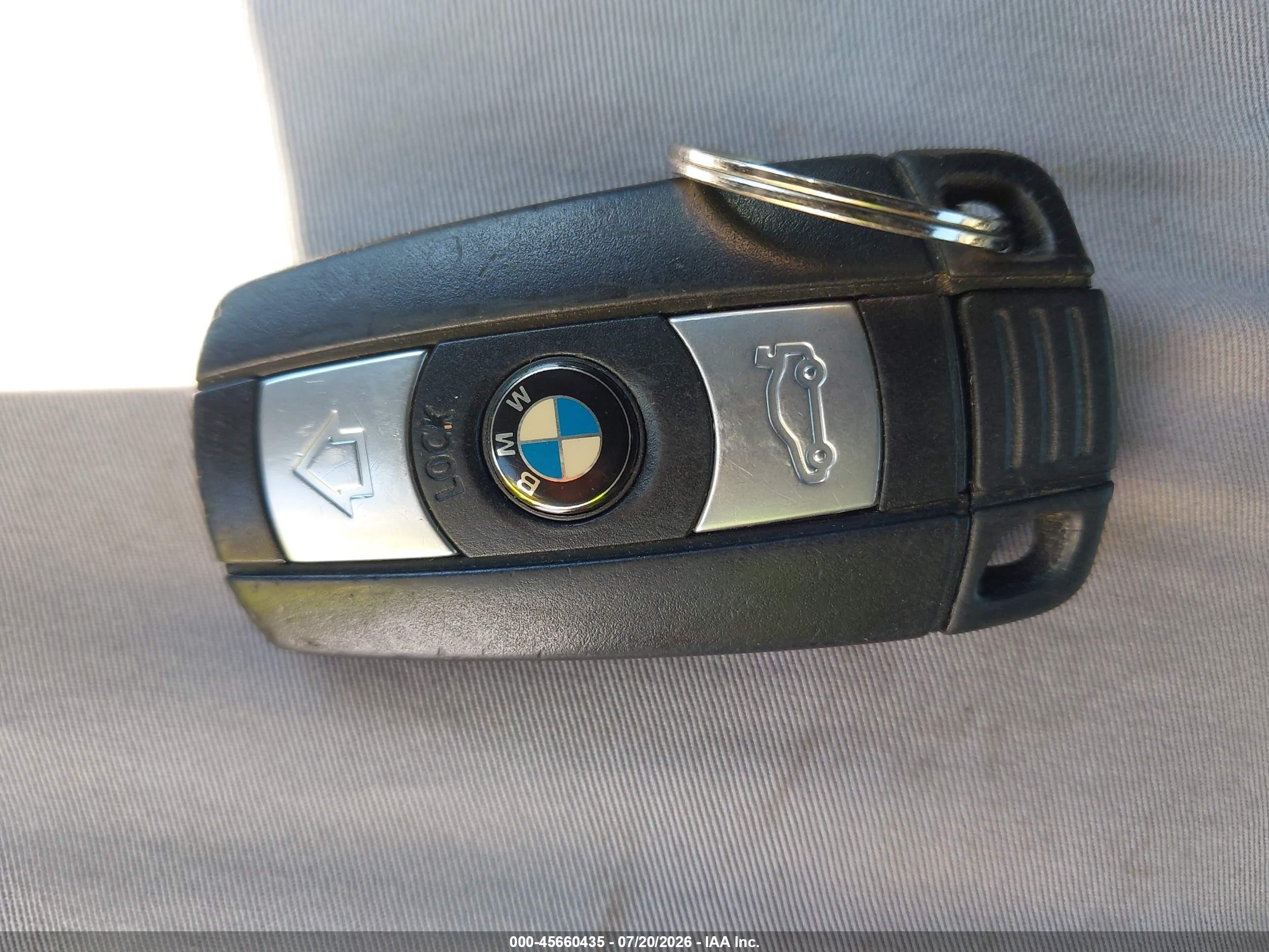 2011 Bmw 328i   Синий vin: WBAPH5G50BNM84065