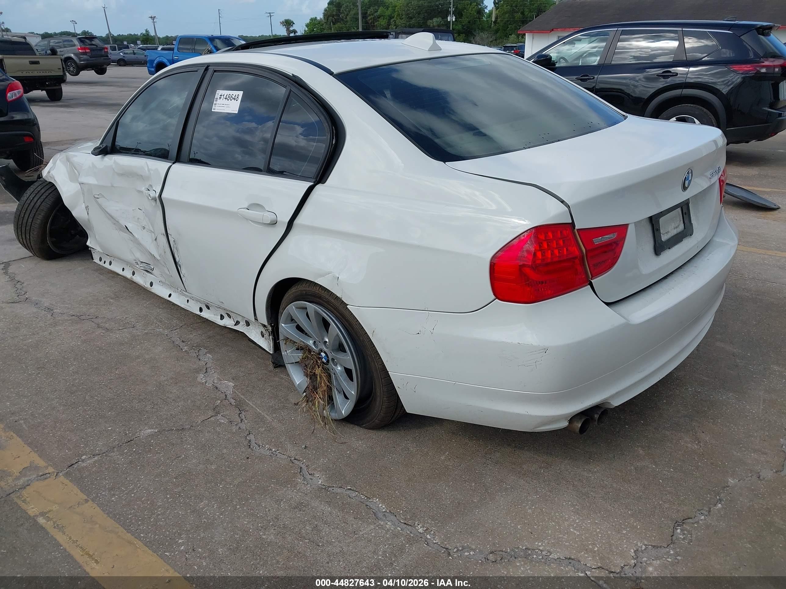 2011 Bmw 328i   White vin: WBAPH5G51BNM72572